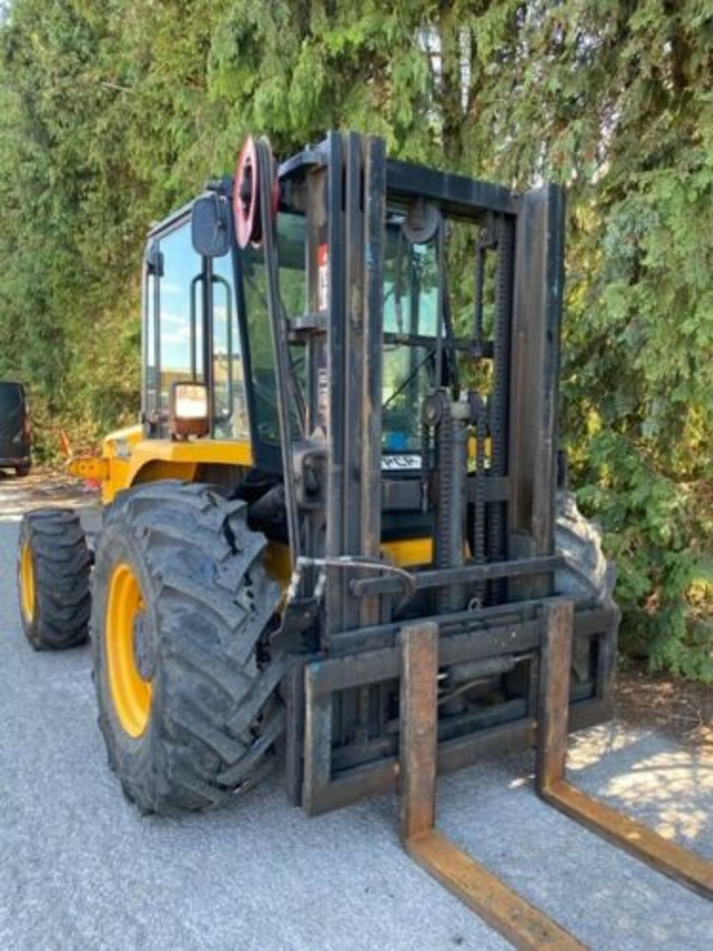 JCB 940. 4 Tonne Rough Terrain Forklift, - Image 4 of 8