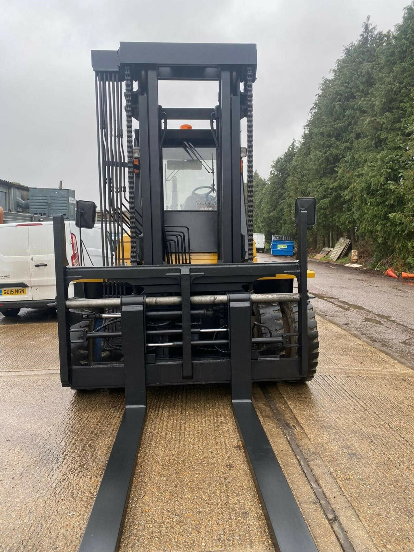Caterpillar 11.5 tonne Diesel Forklift, - Image 6 of 9