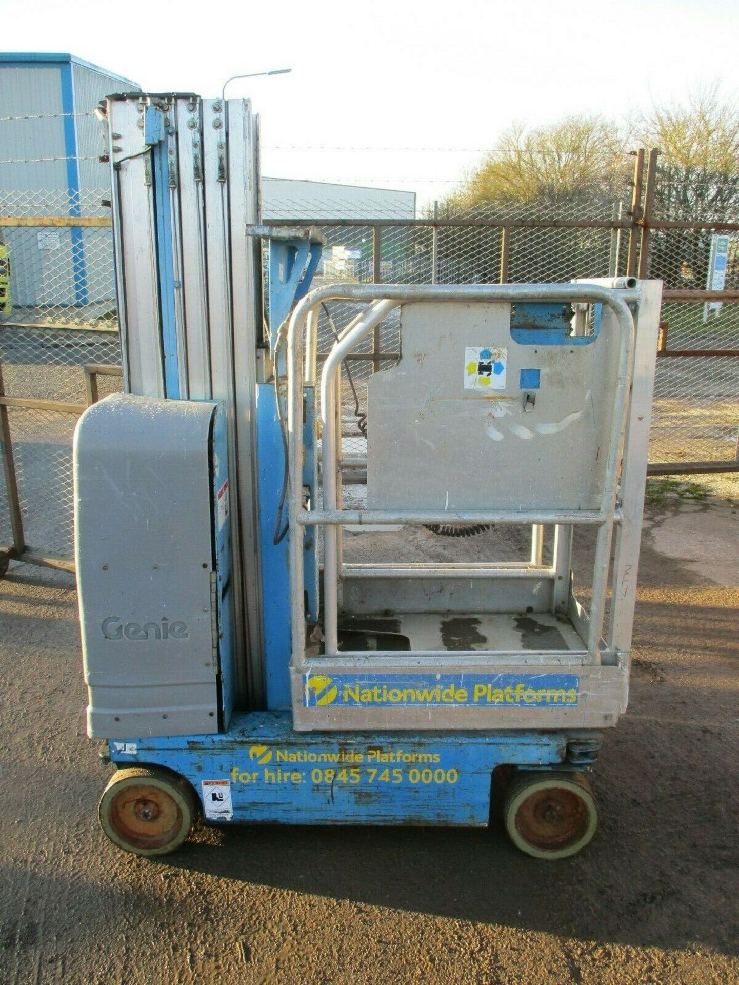 Genie GR20 Cherry Picker