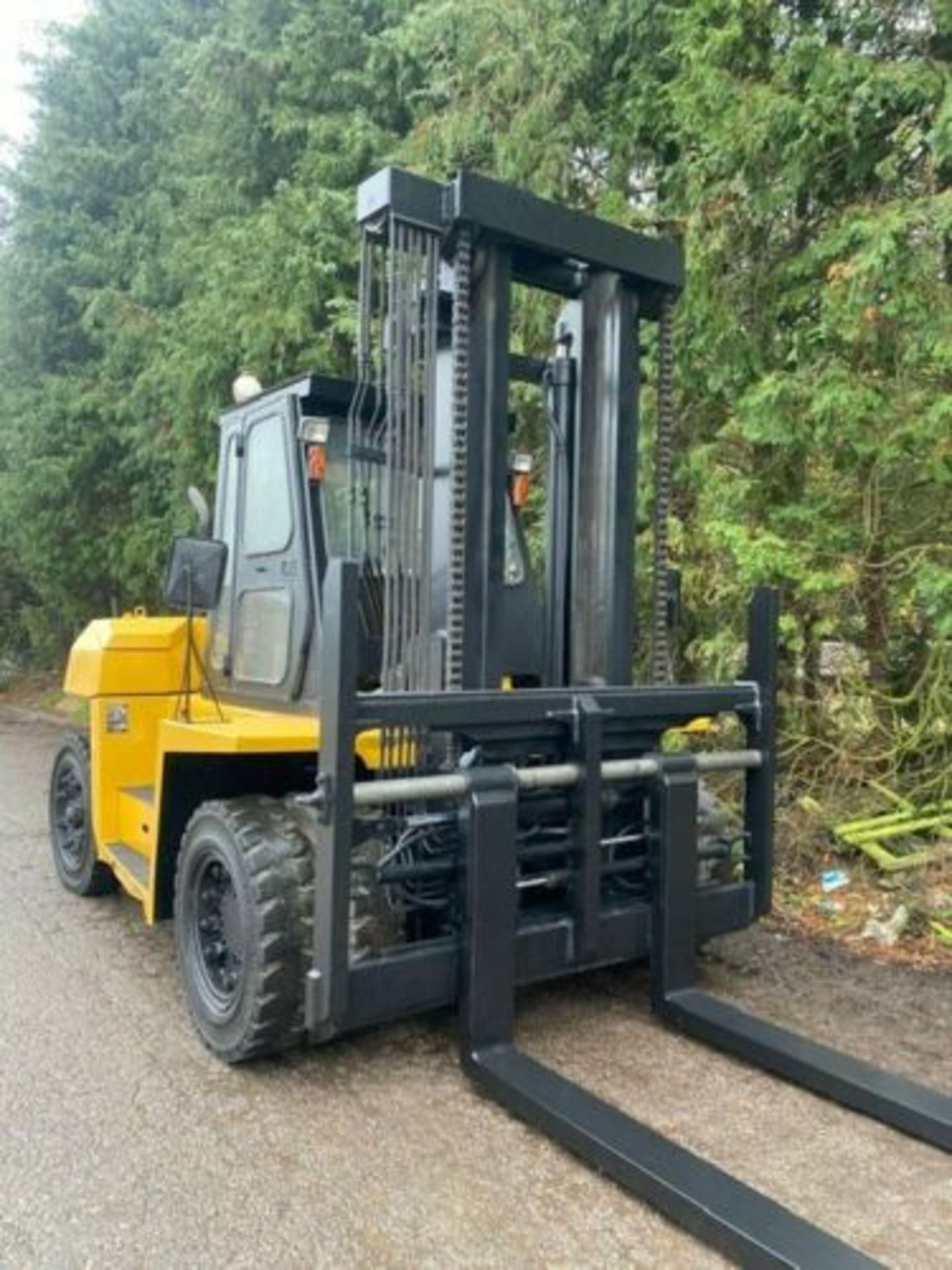 Caterpillar 11.5 tonne Diesel Forklift, - Image 3 of 9