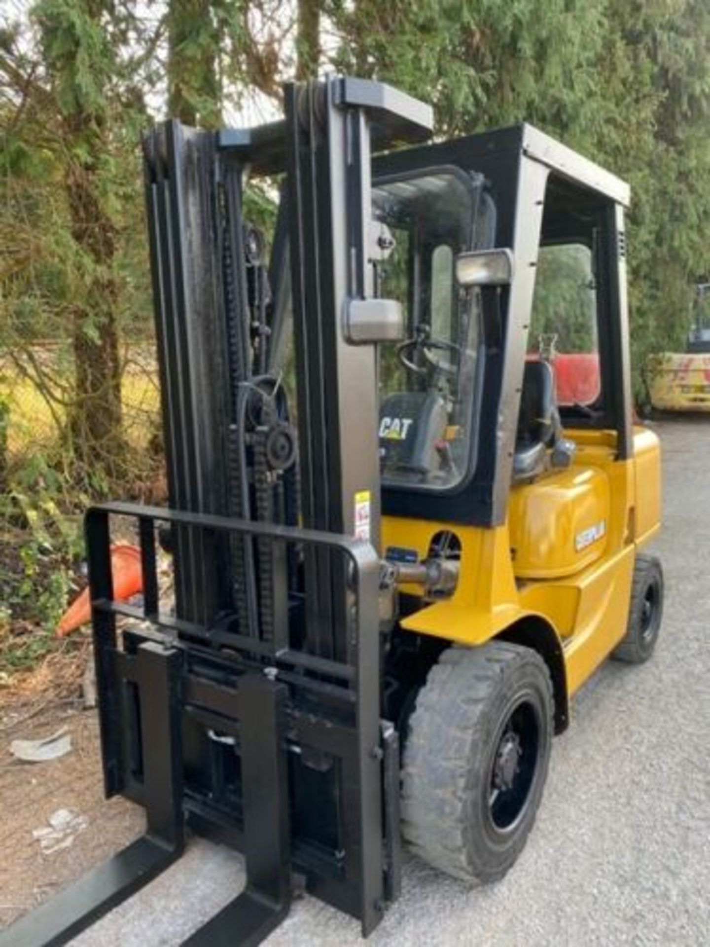 Caterpillar 3.0 tonne Gas Forklift, - Image 4 of 8