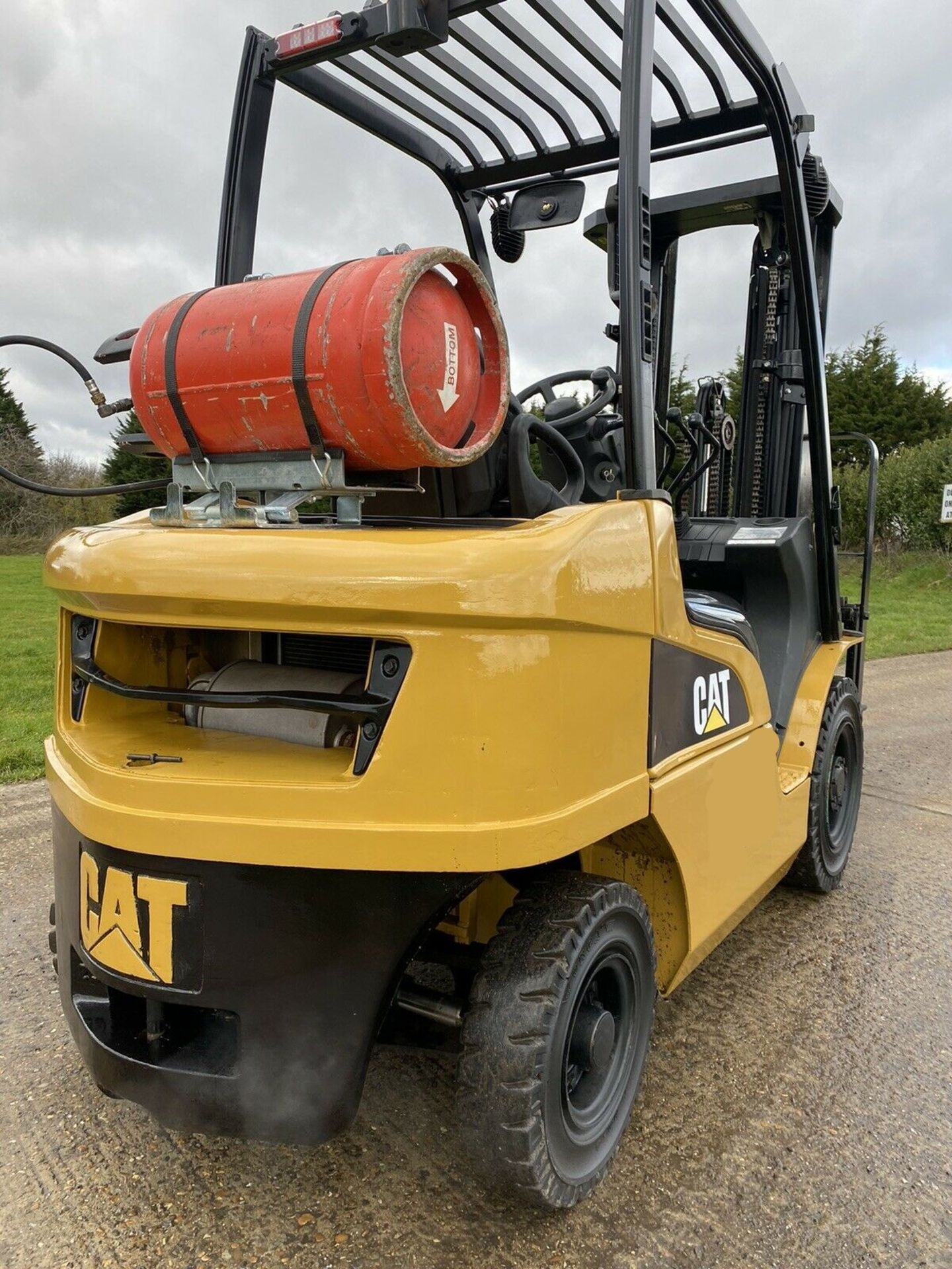 Cat Container Spec Gas Forklift - Image 6 of 7