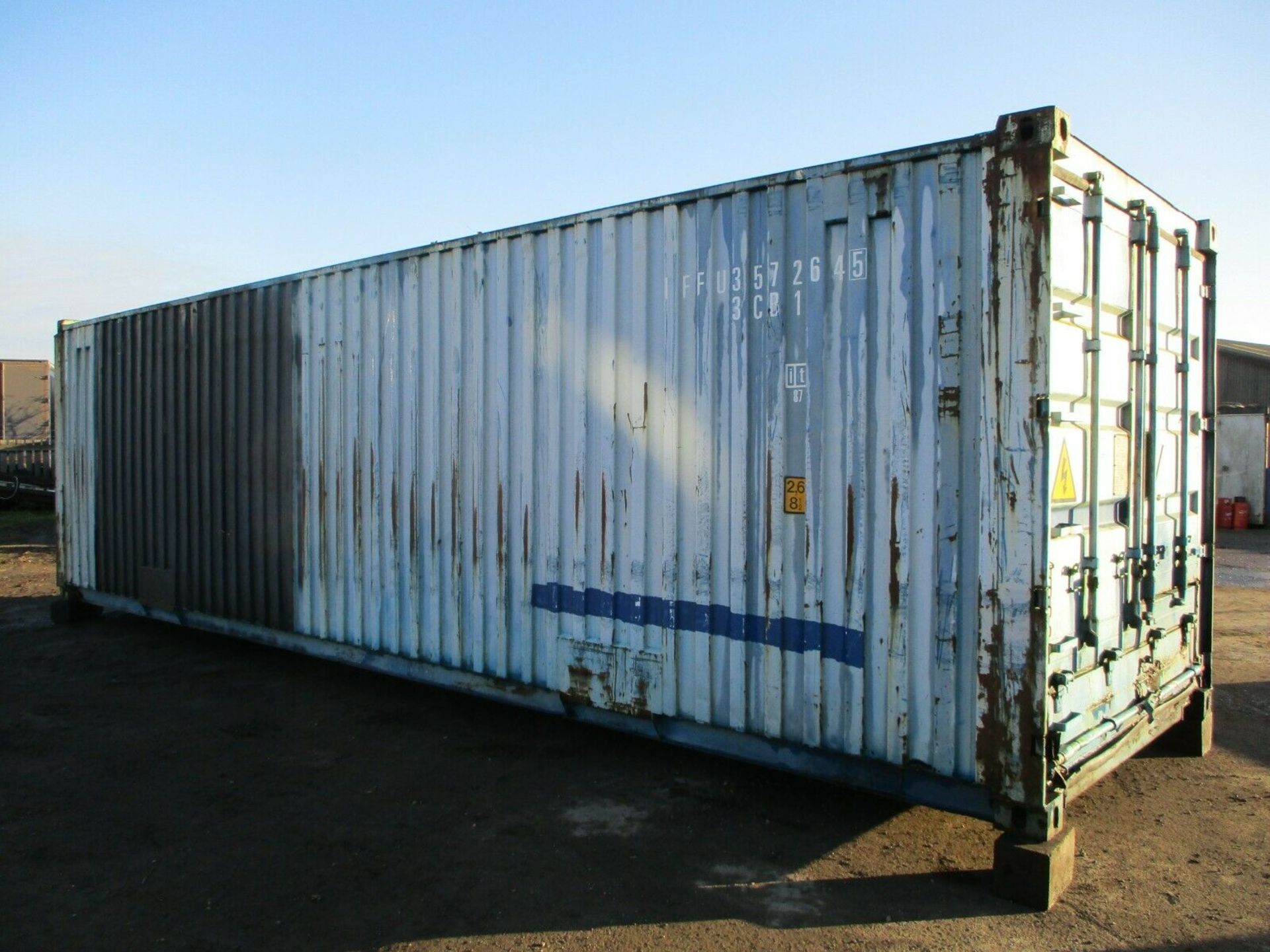 30 Foot Shipping Container - Image 11 of 11