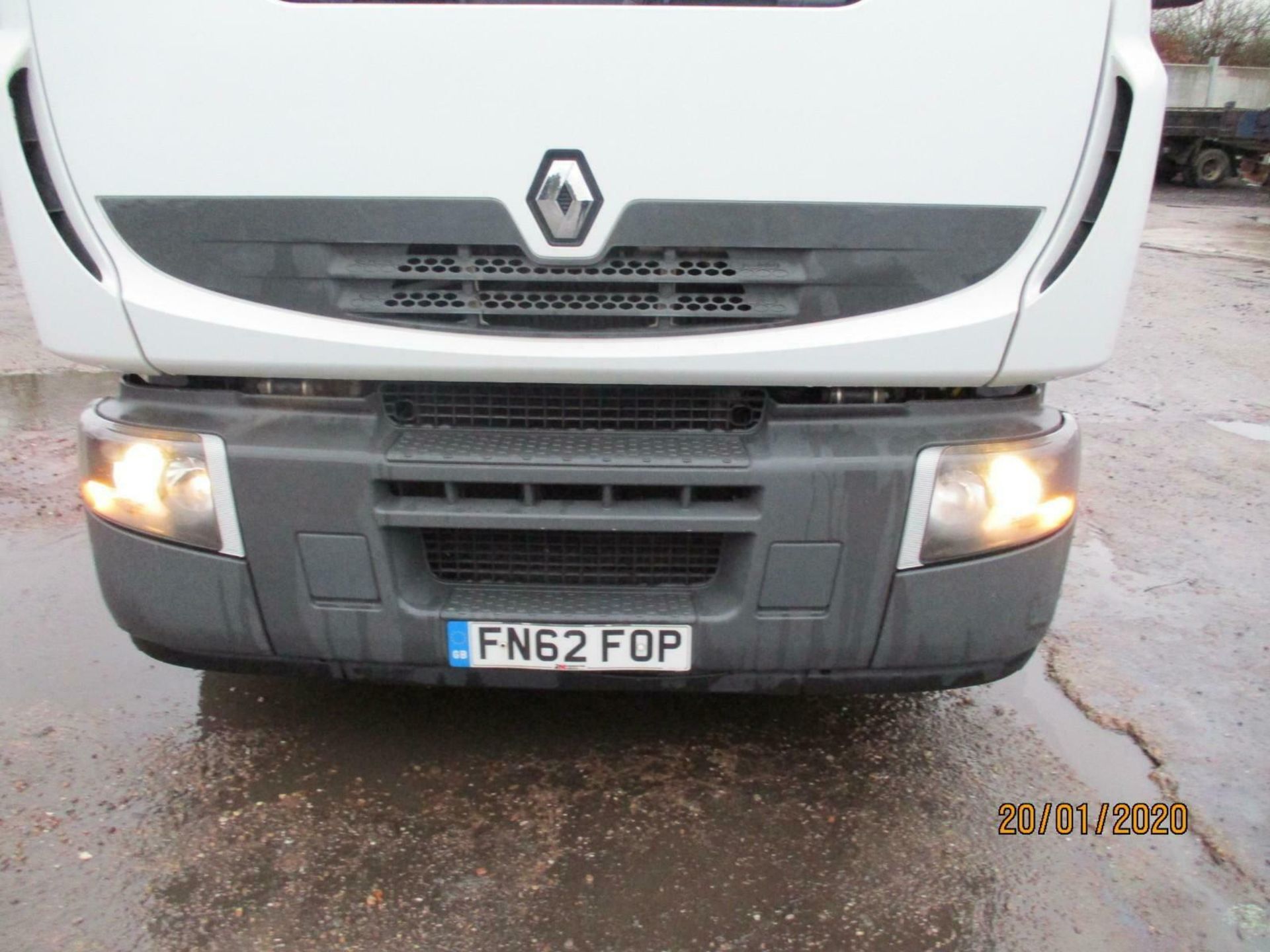 Renault Premium - Image 5 of 12