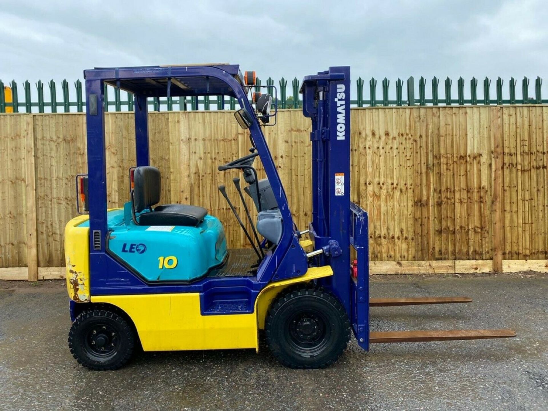 Komatsu FG10LC-16 Forklift (1998) MISC-0374 - Image 2 of 7