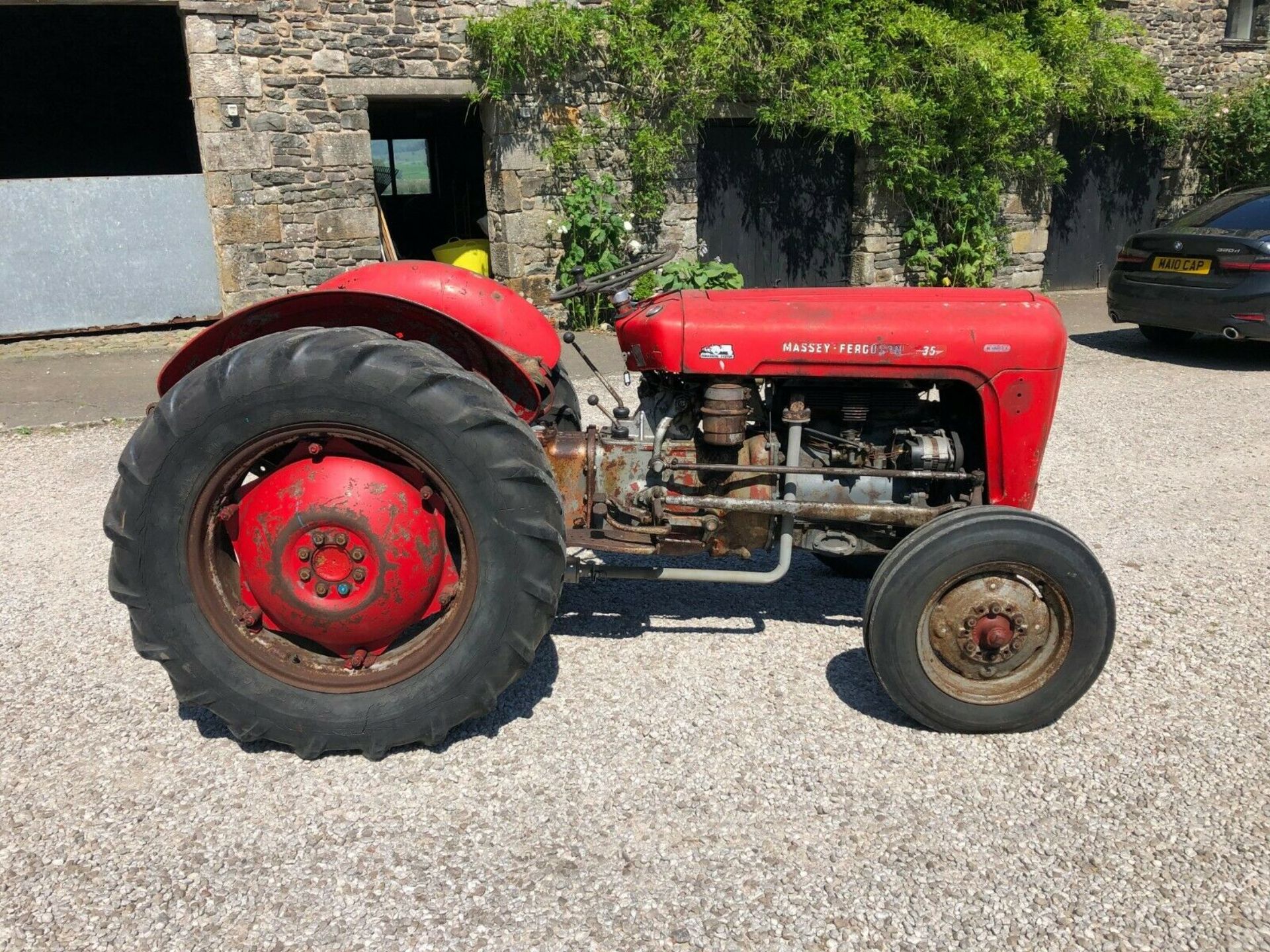 Massey Ferguson 35 - Image 2 of 9