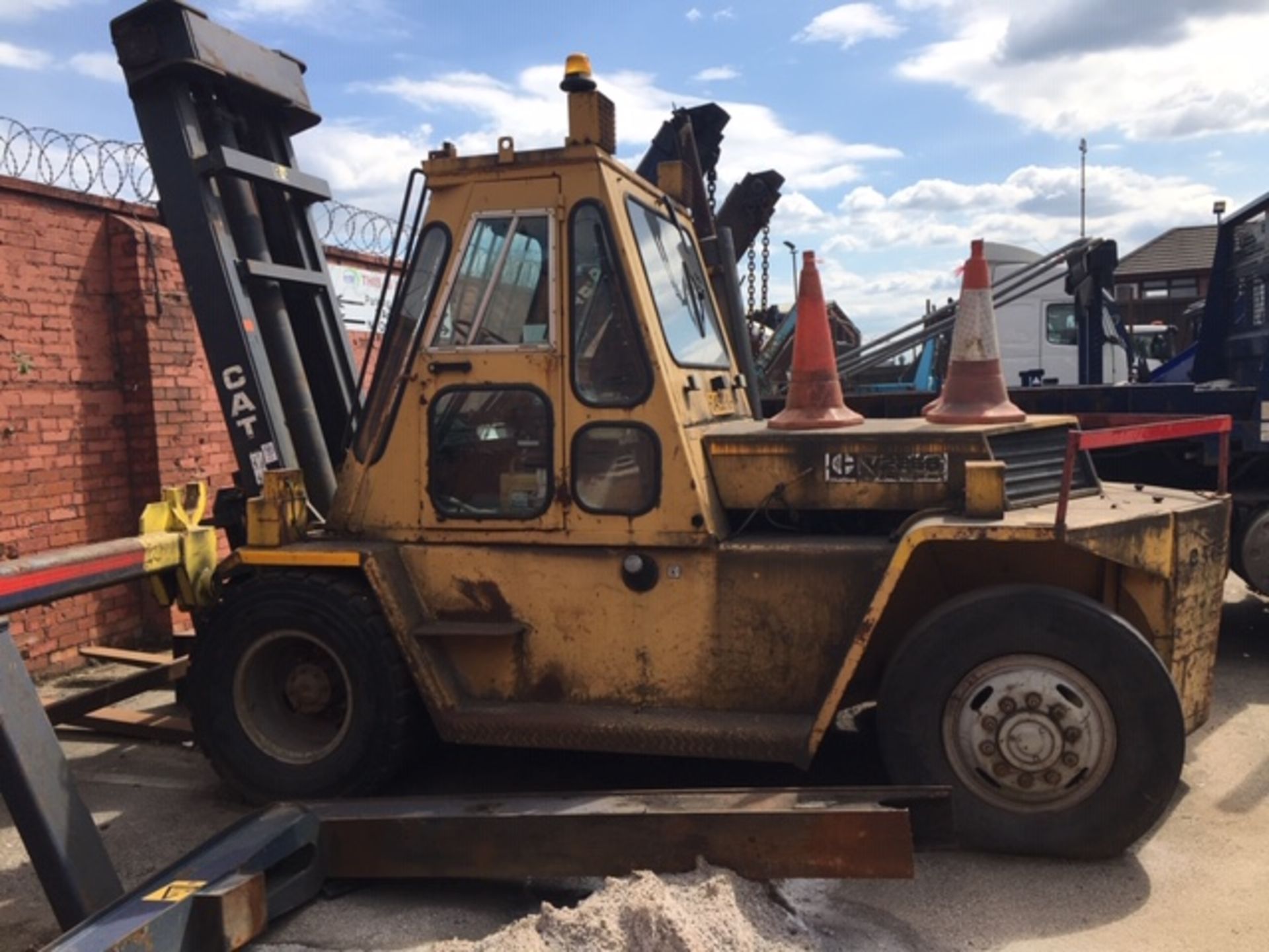 Caterpillar Forklift Truck, Diesel Truck model V225B, approx 10 tonne capacity, large forks, has