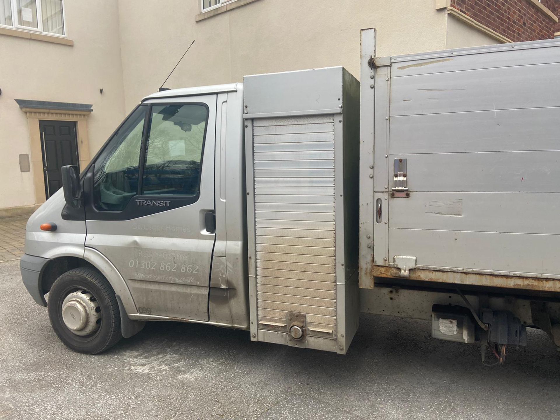 ENTRY DIRECT FROM LOCAL AUTHORITY Ford Transit Tipper - Image 5 of 18