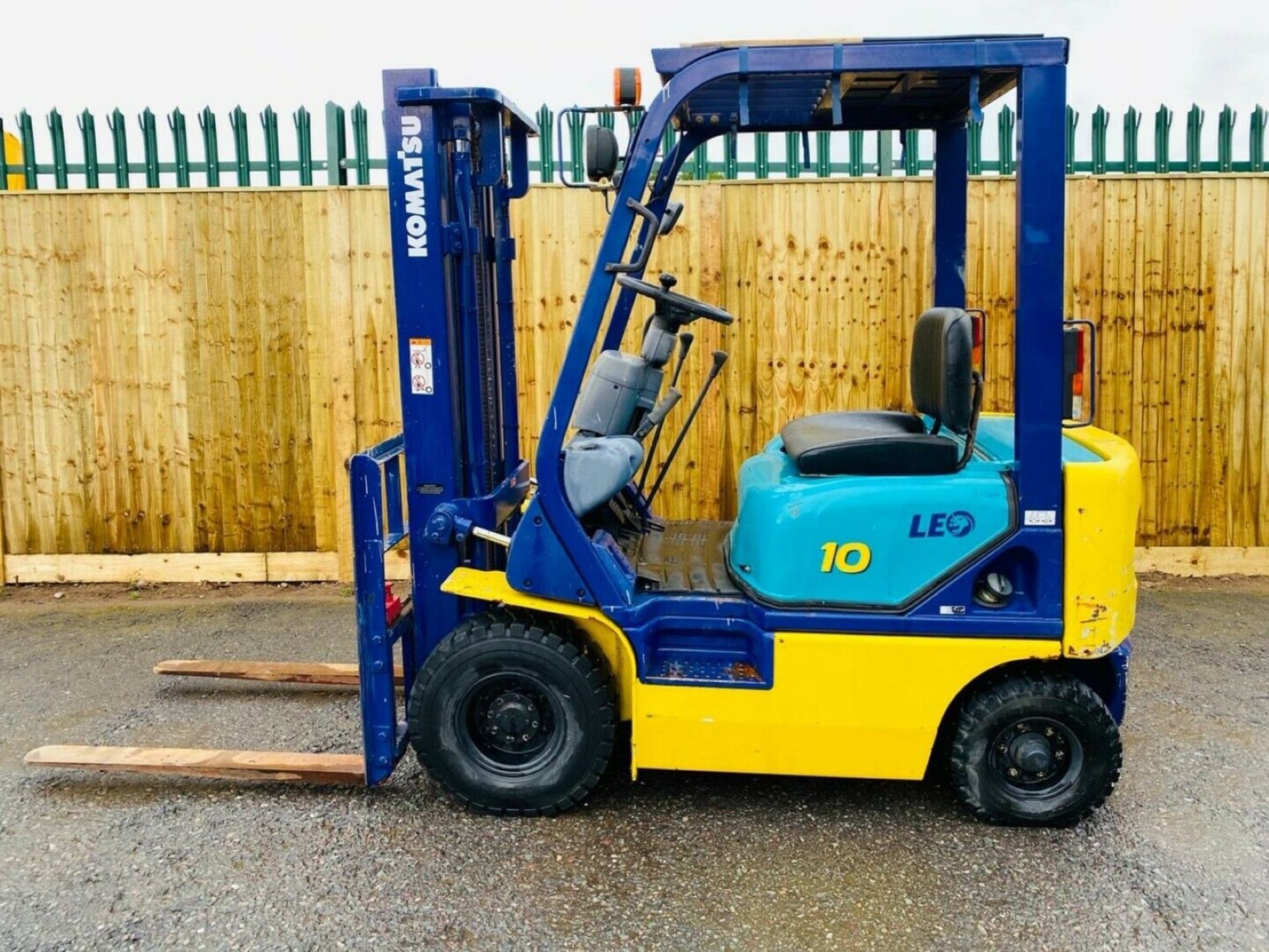 Komatsu FG10LC-16 Forklift (1998) MISC-0374