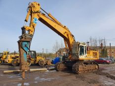 Liebherr 954B Excavator, 2000, runs well, good undercarriage, hammer line, quick hitch and large