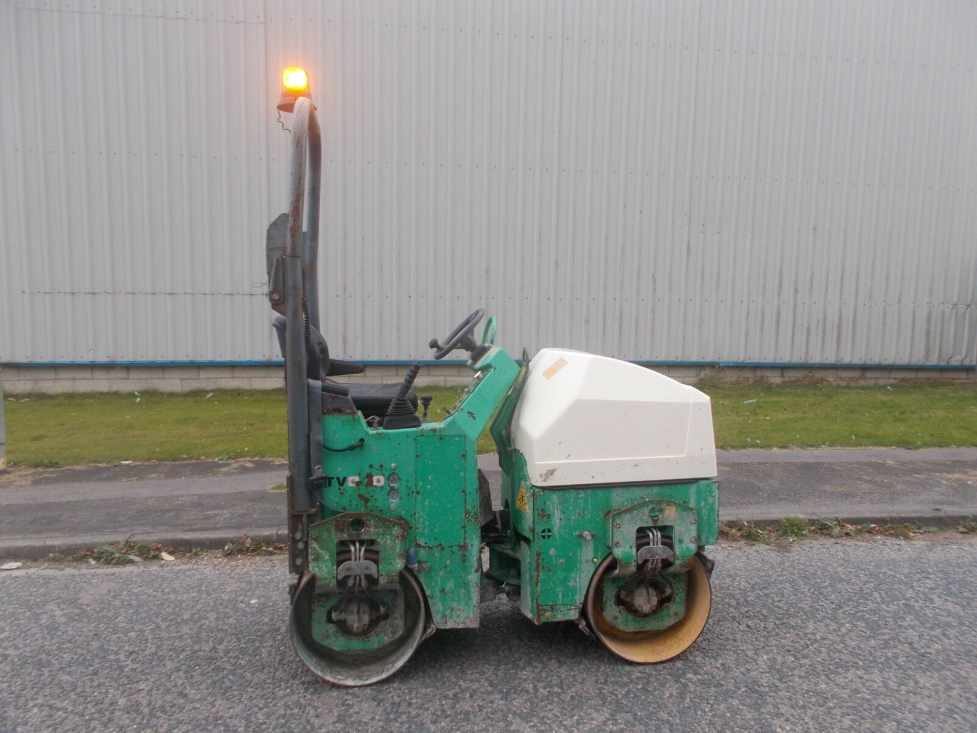 Terex benford tv 800 80 vibrating roller ride on - Image 7 of 7