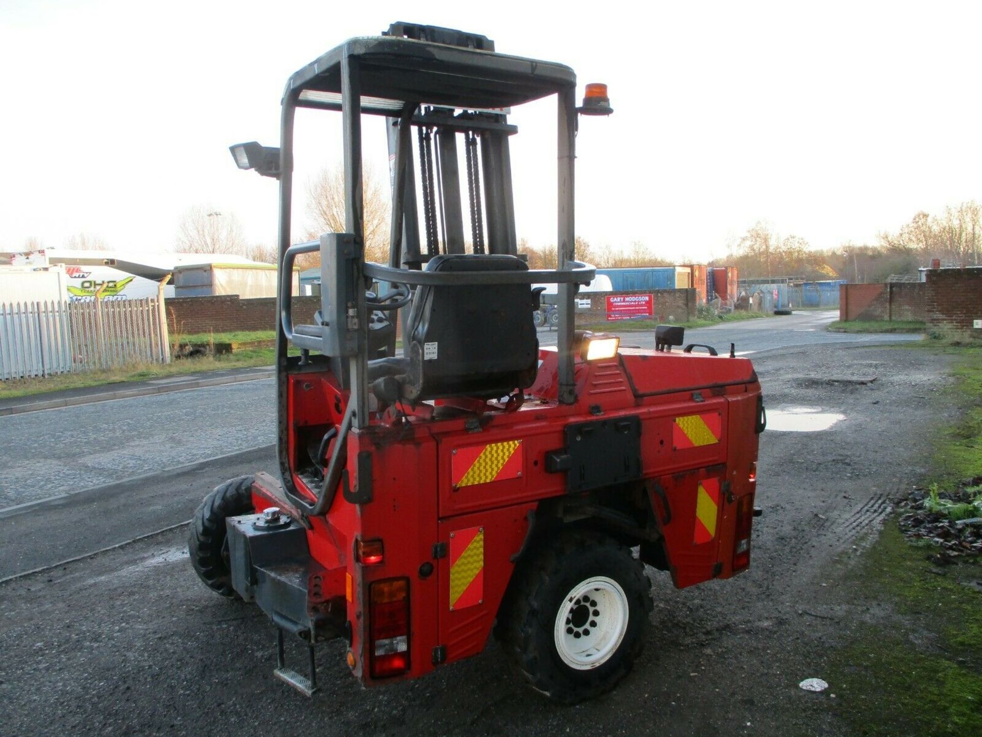 Moffett mounty M2003 truck mounted forklift - Image 4 of 10