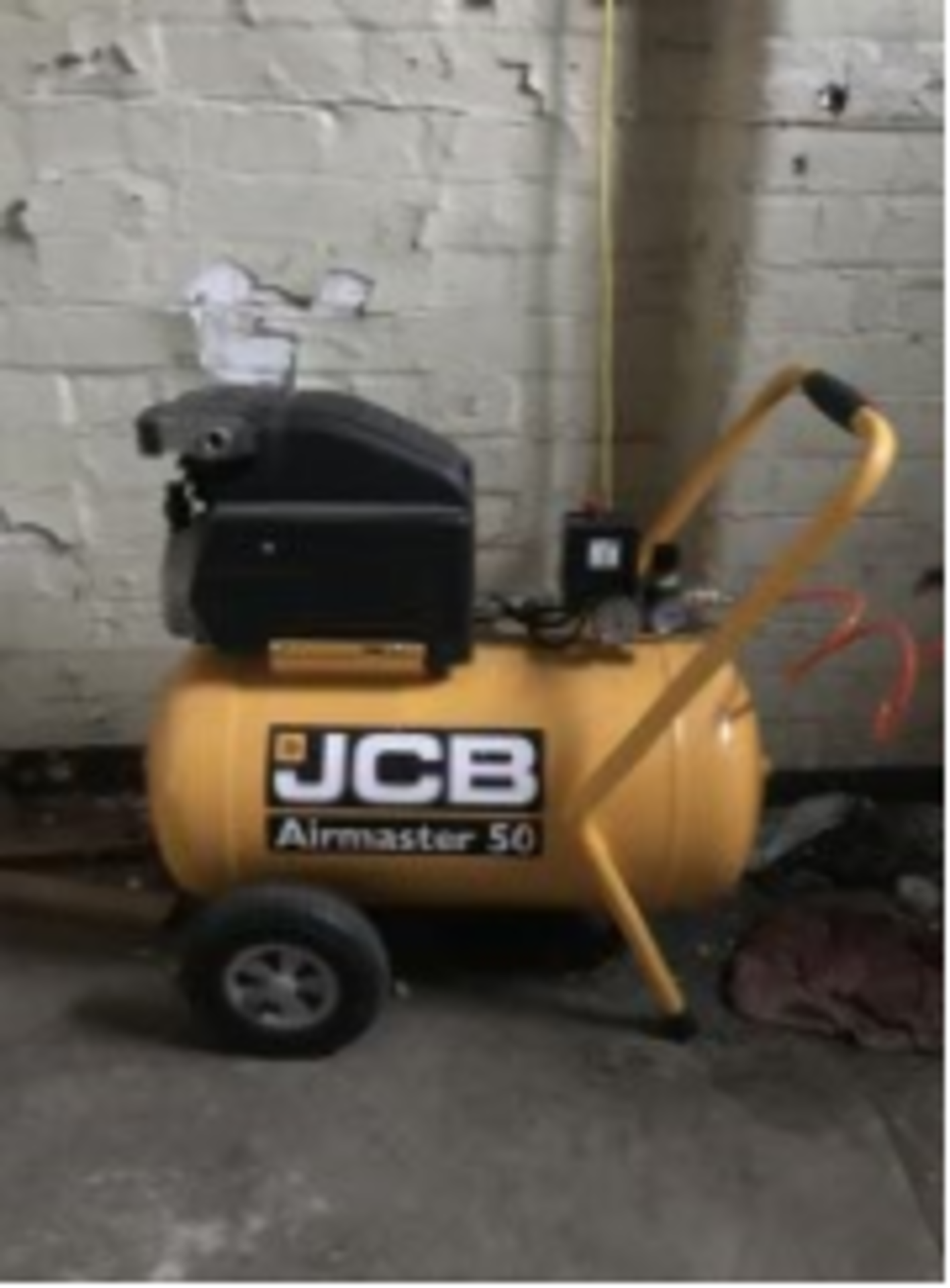 JCB 50ltr Air Compressor - Image 2 of 6