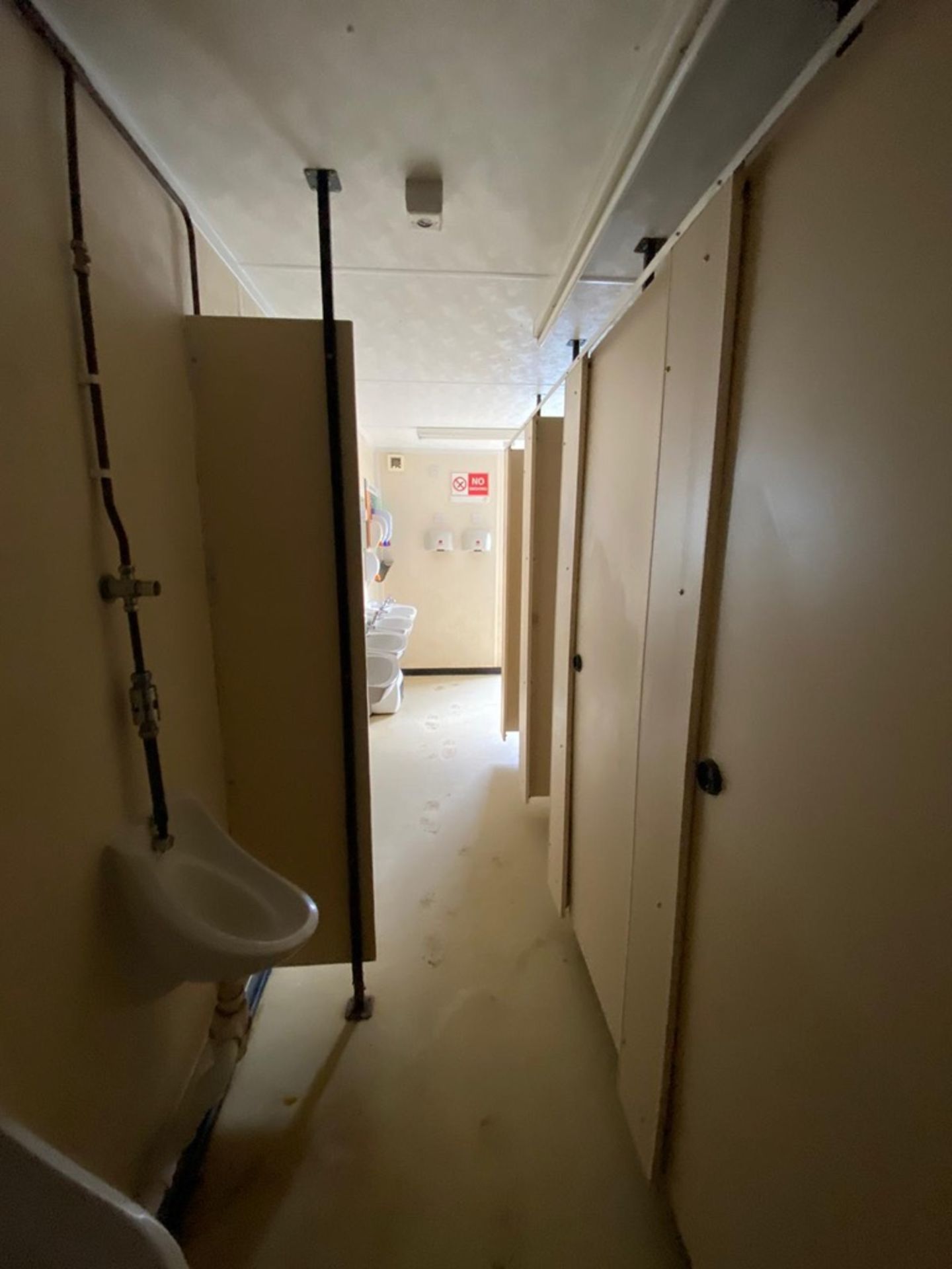 24ft 5 + 1 toilet block - Image 8 of 17