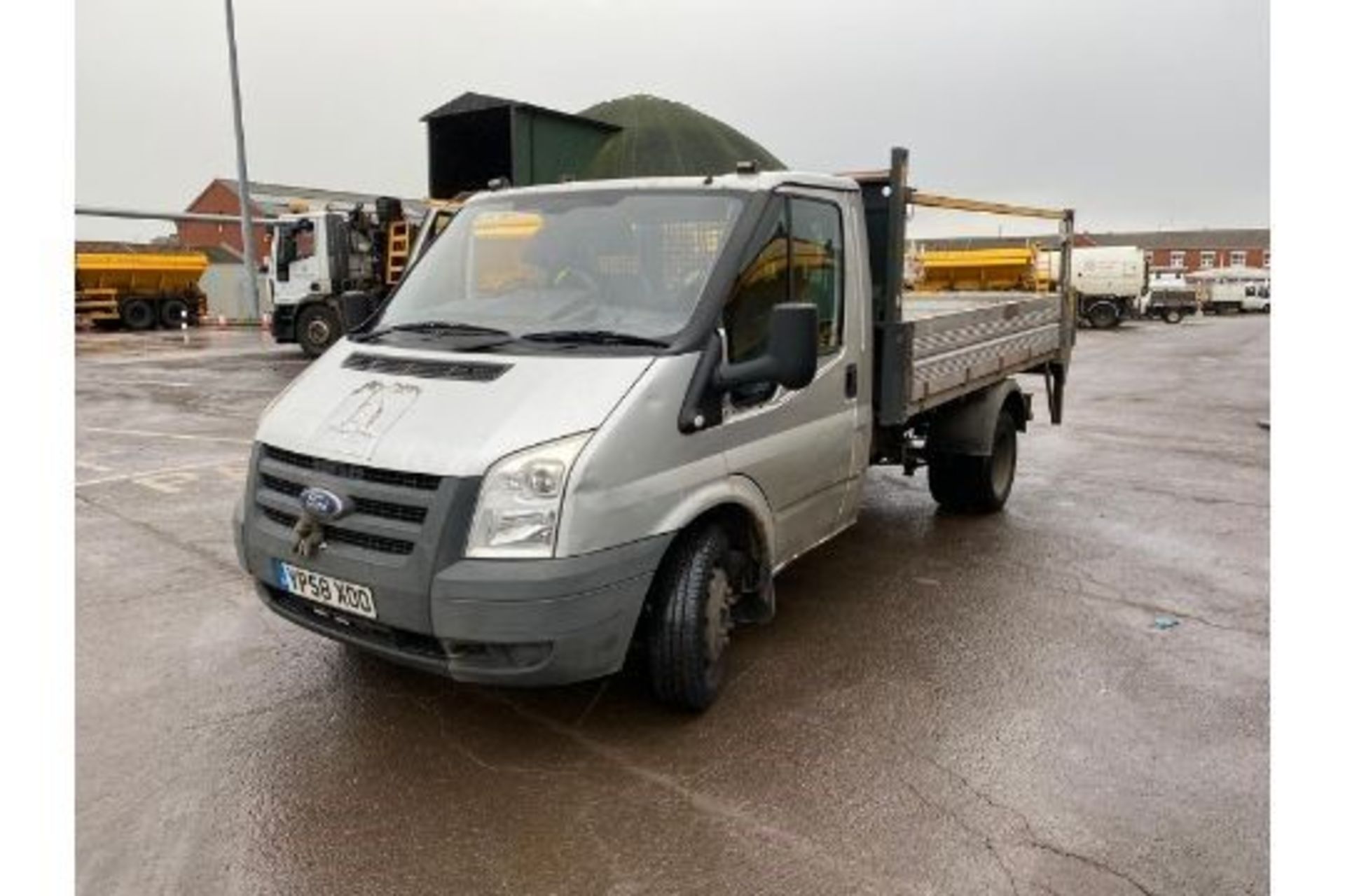 Ford Transit 100 T350L RWD Tipper - Image 2 of 11