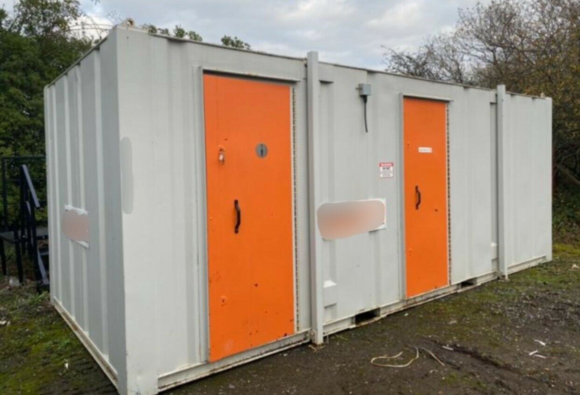 20ft 3 + 1 Toilet Block + Shower, Wc Block, Site C - Image 2 of 7