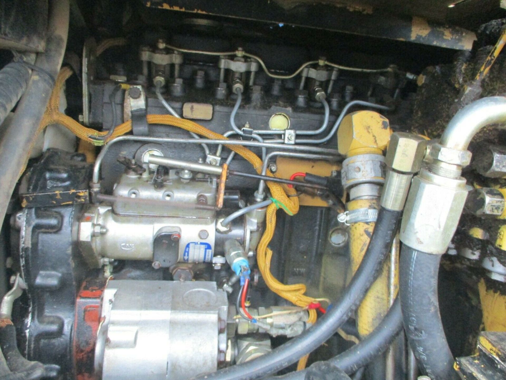 CAT V80 E fork lift diesel 3.6 ton Perkins 4 engin - Image 11 of 12