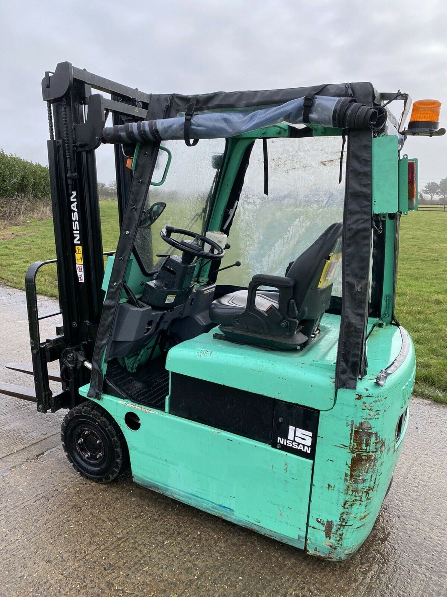 Nissan 1.5 Tonne Electric forklift truck - Image 2 of 4