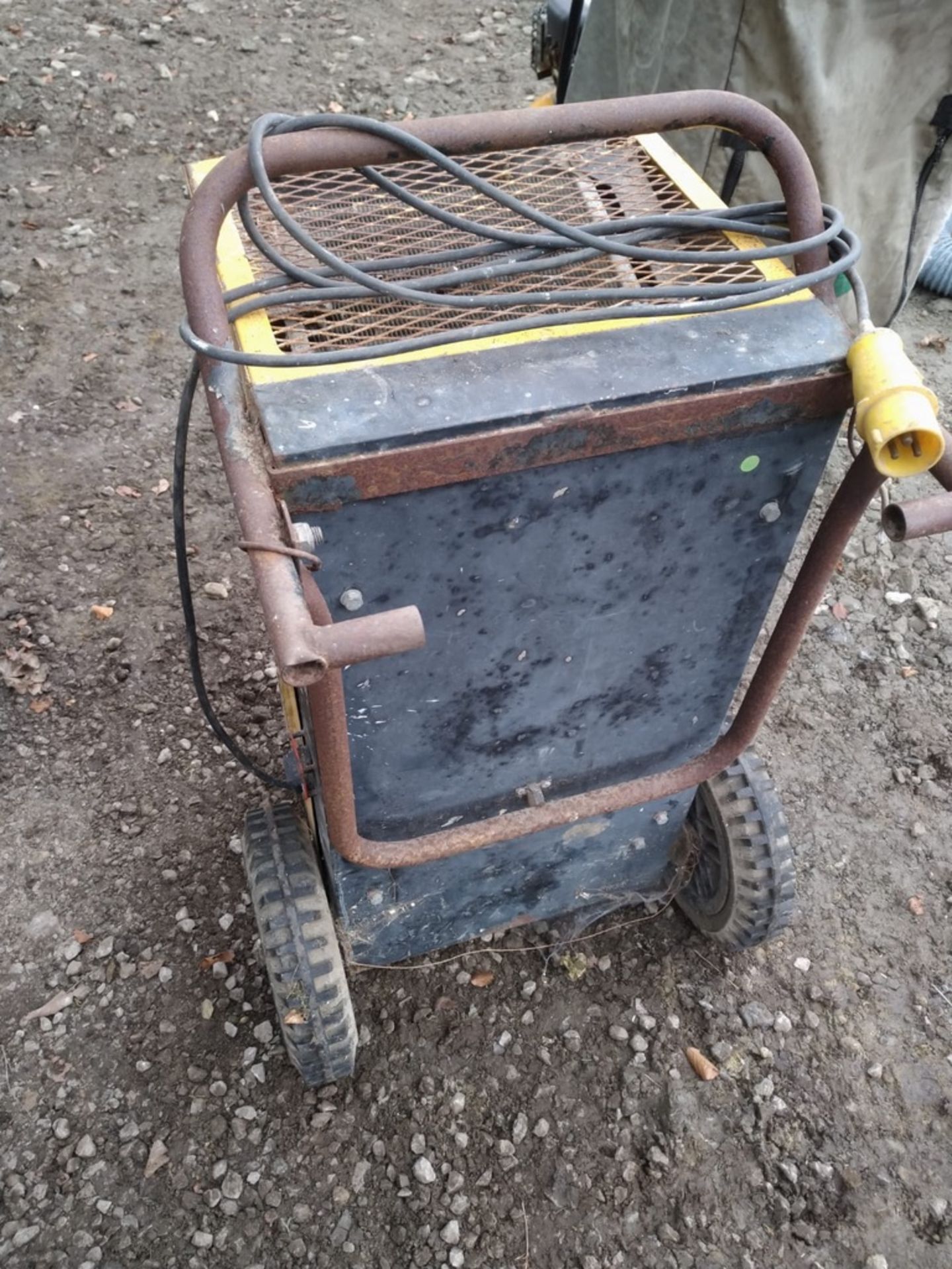 Dehumidifier 110v - Image 3 of 4