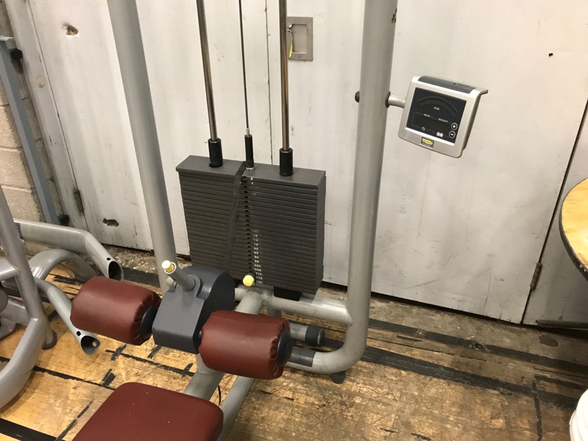 Technogym lat pull down machine - Image 3 of 4