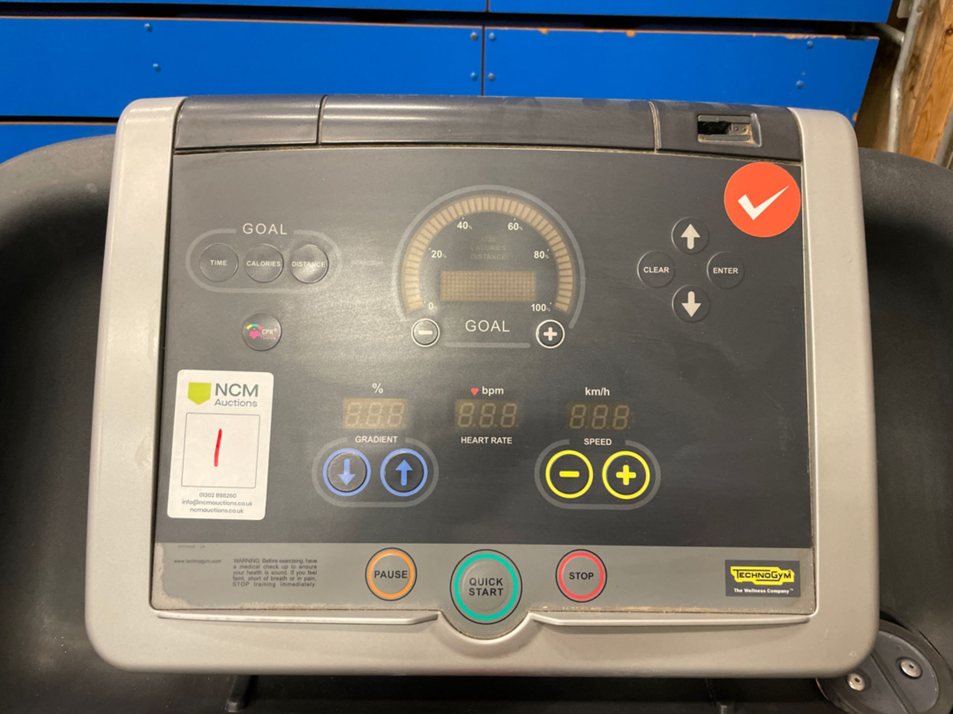 Technogym Run 500 Treadmill - Image 2 of 5