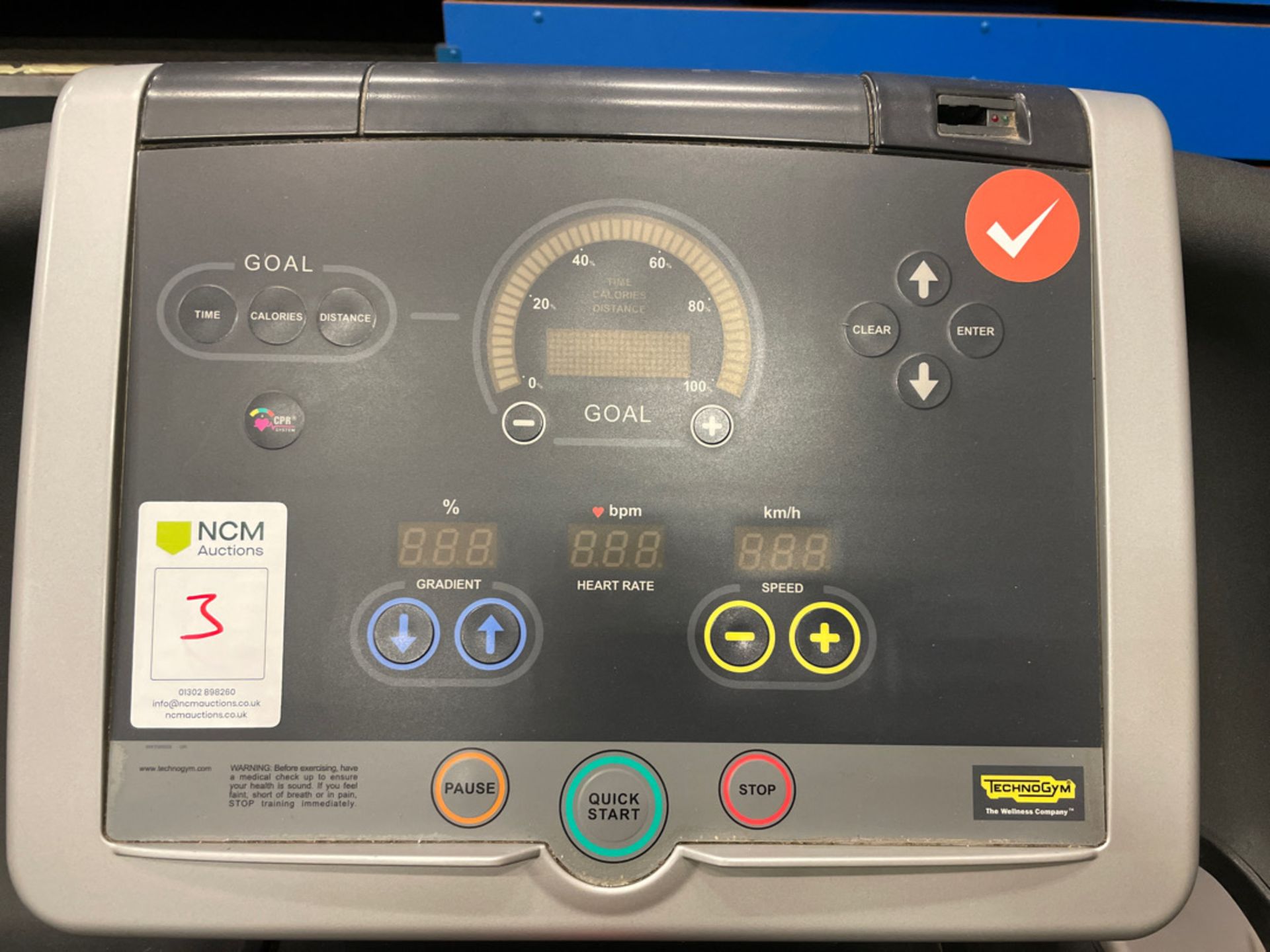 Technogym Run 500 Treadmill - Image 2 of 5