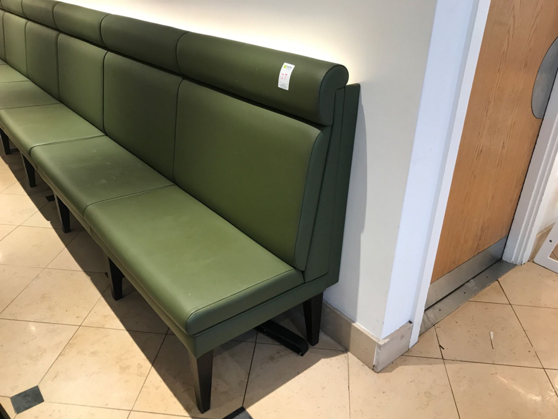 Banquette Large green bench seating - Image 3 of 3
