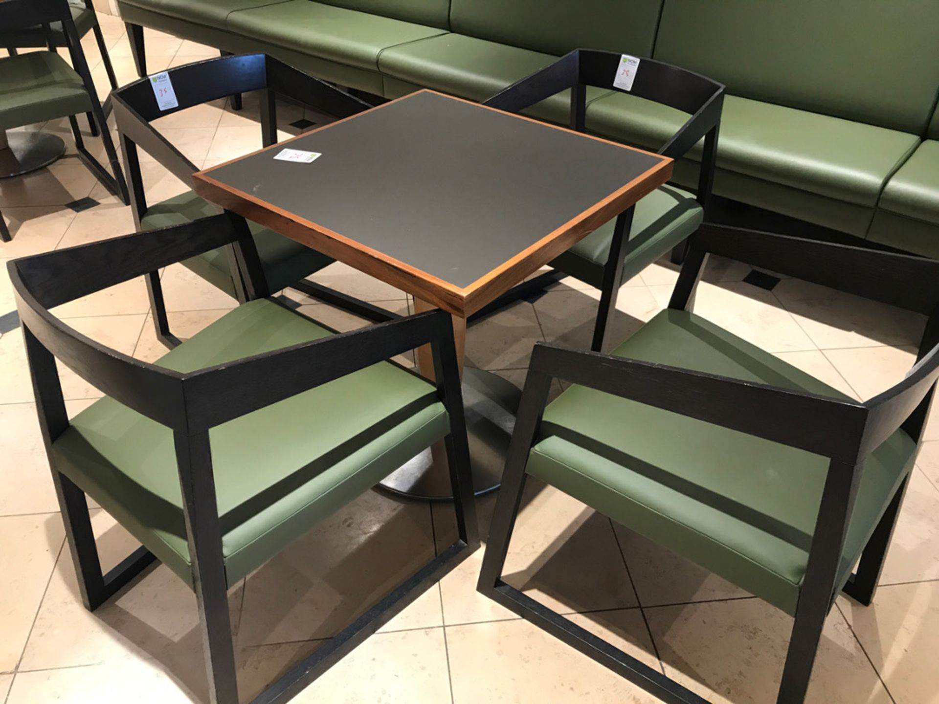 Modern pedestal table with four chairs - Image 2 of 3