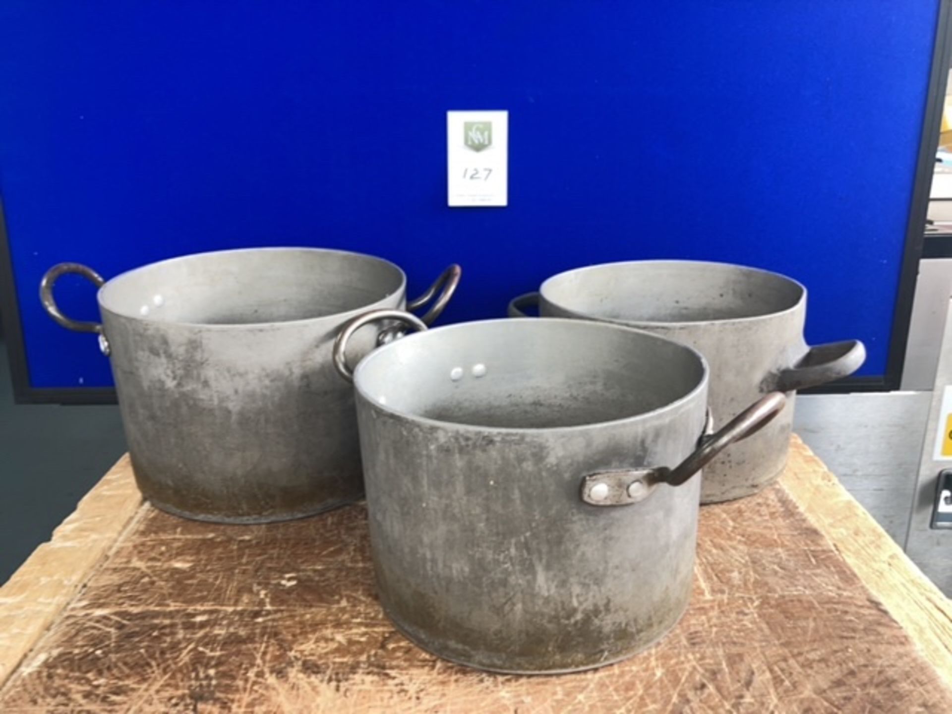 Cooking pots - Image 2 of 2