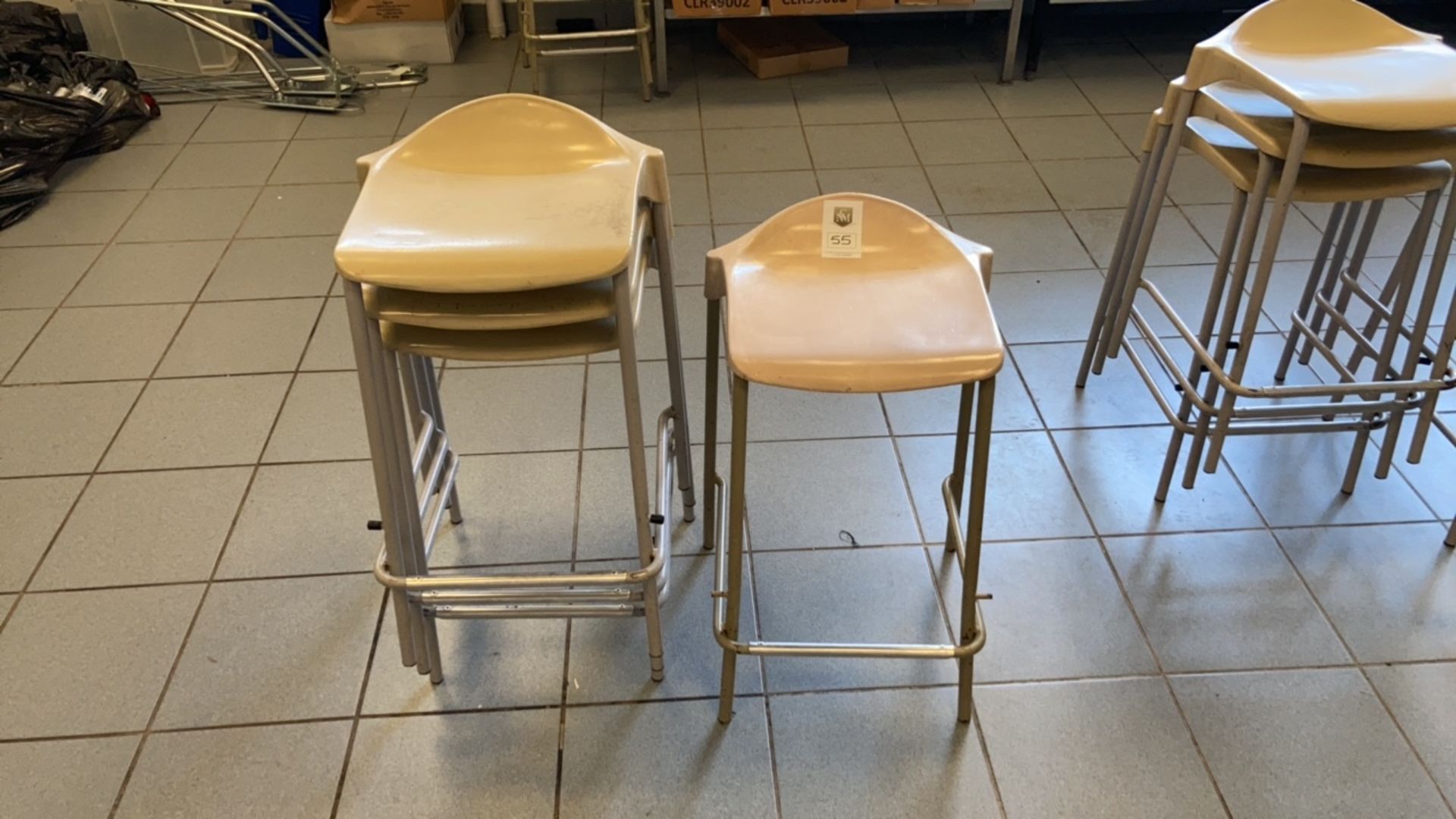 Set of stools - Image 2 of 2