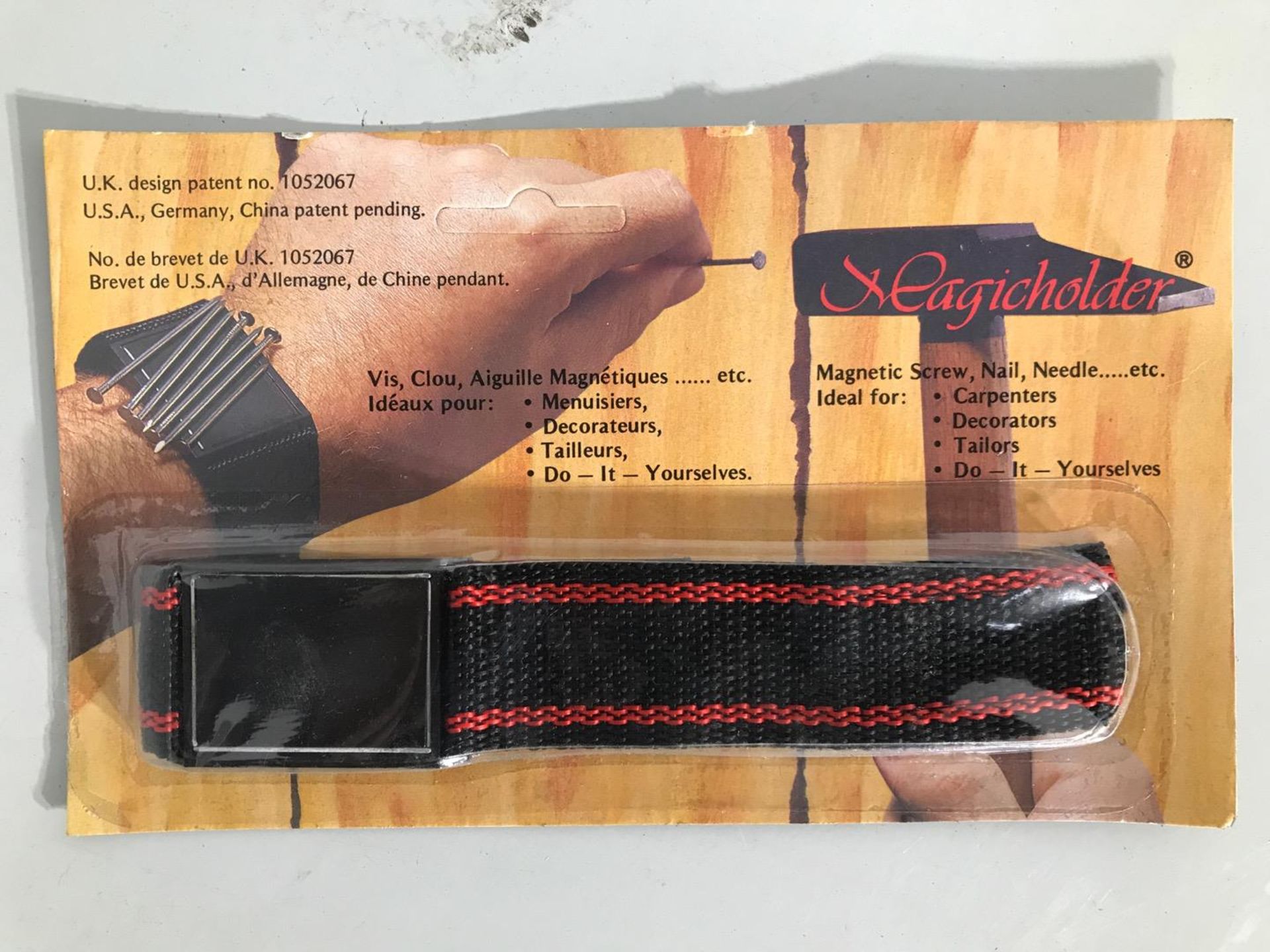 Carpenters magnetic wrist strap