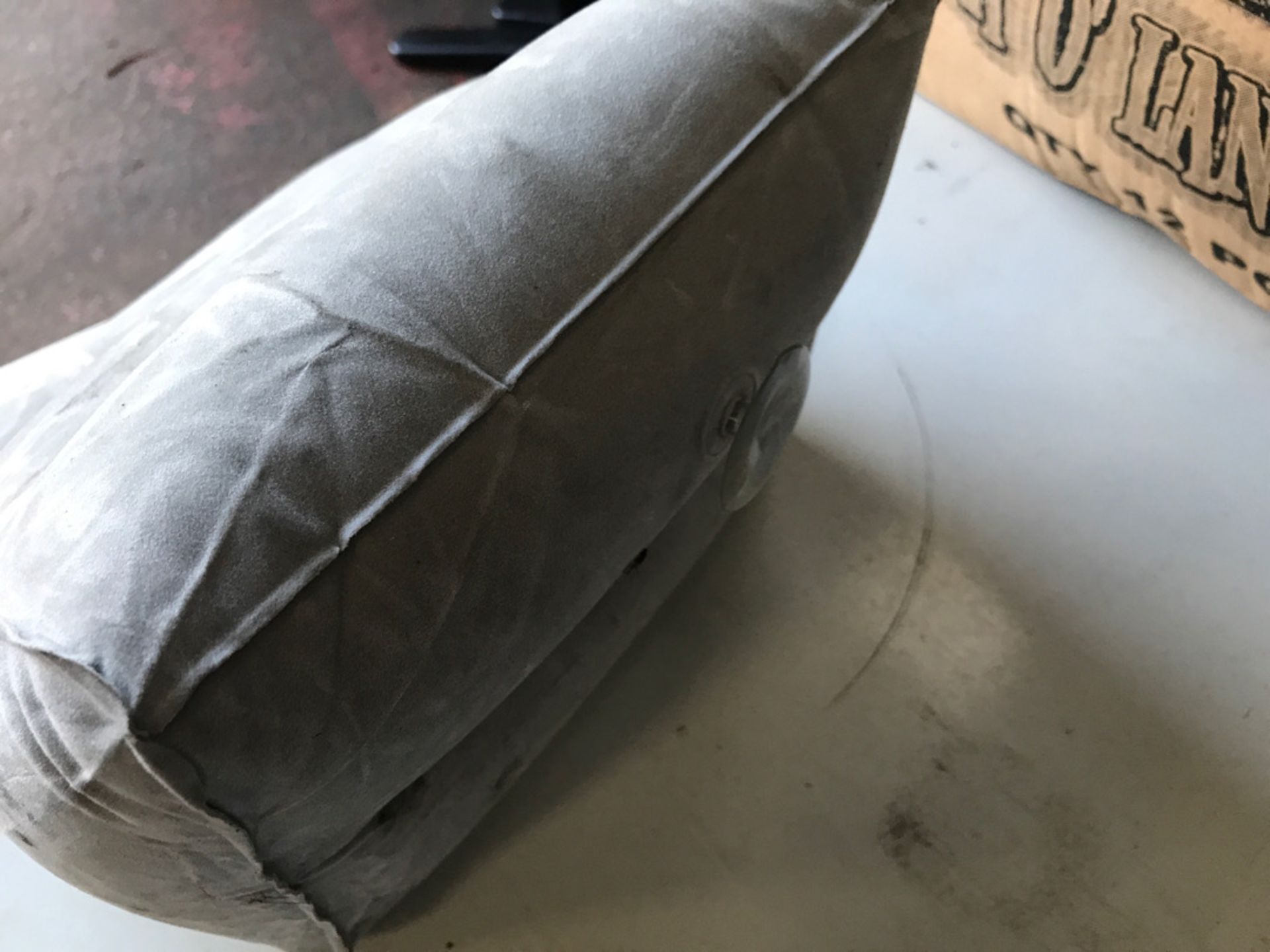 Grey inflatable head cushion to be used in a car - Image 2 of 6