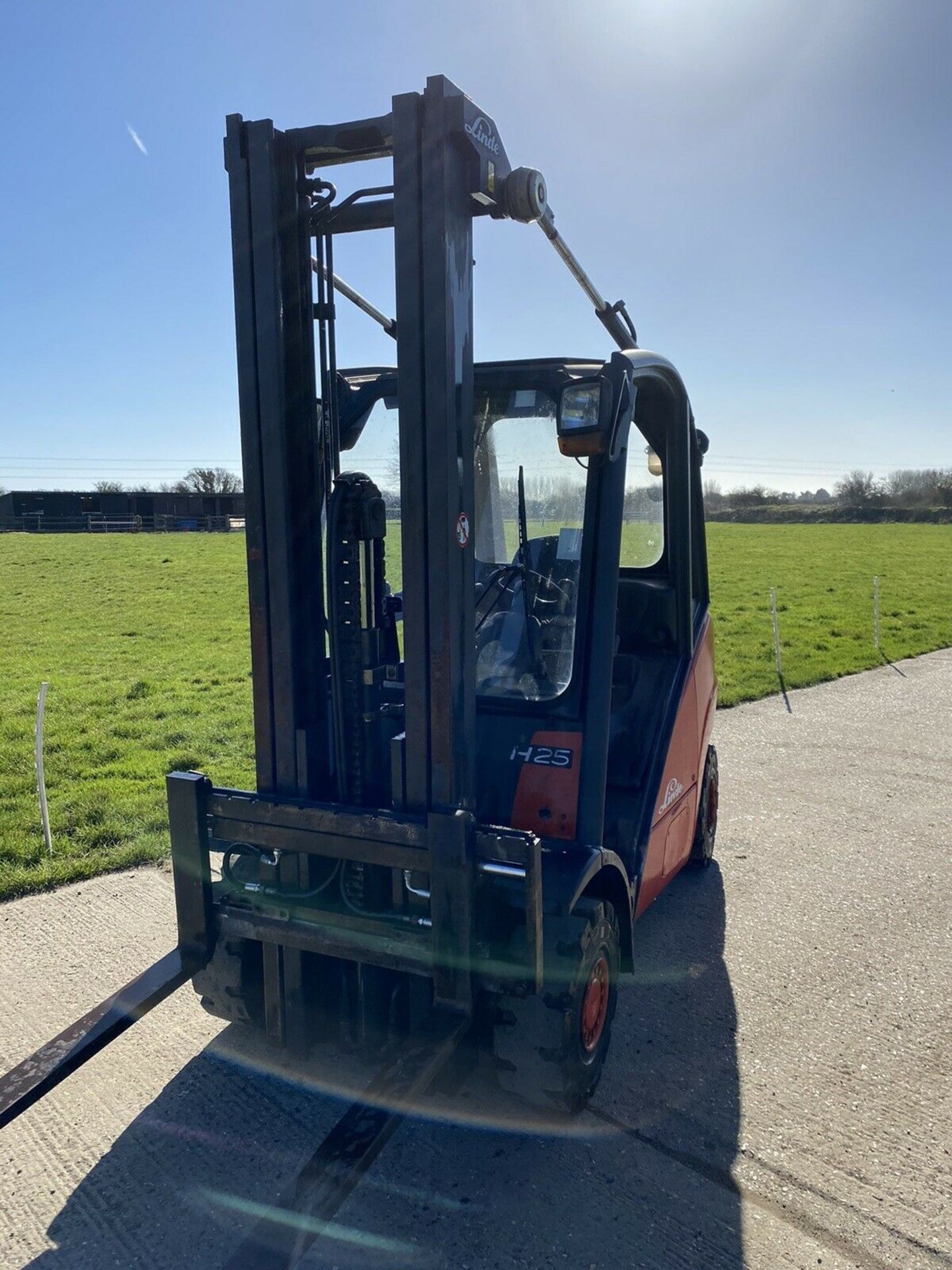 Linde H25d diesel forklift truck 5 Meter Triple Ma