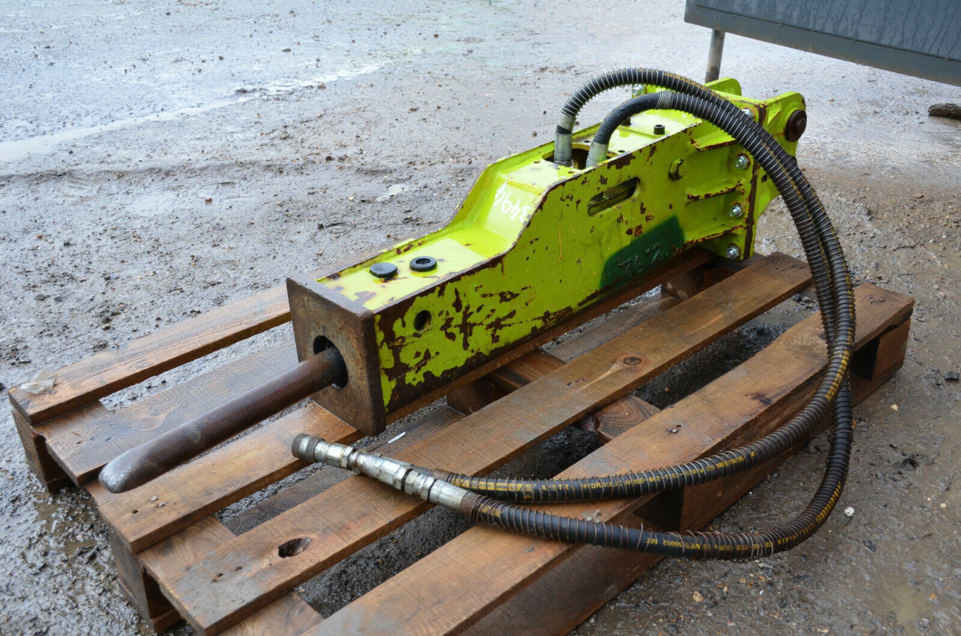 Hydraulic hammer/breaker for excavator digger 3494 - Image 4 of 8