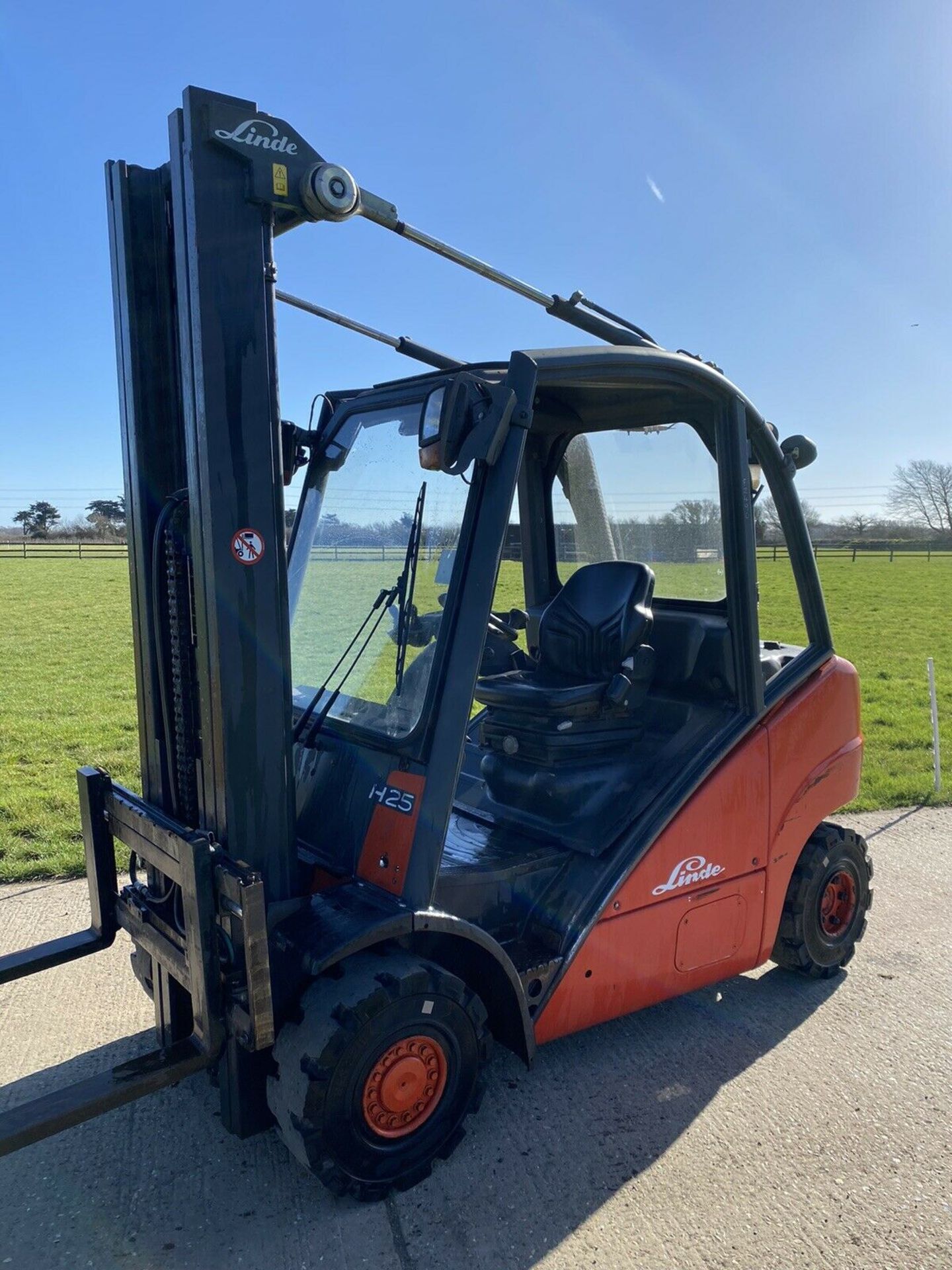 Linde H25d diesel forklift truck 5 Meter Triple Ma - Image 5 of 5