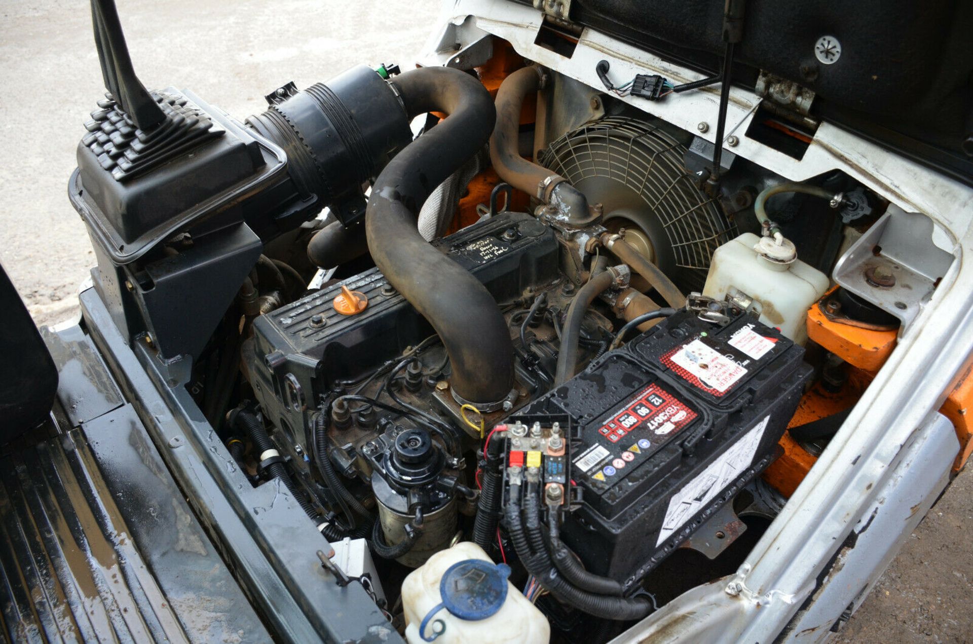 Still RC40-30 Diesel forklift truck - Image 9 of 12