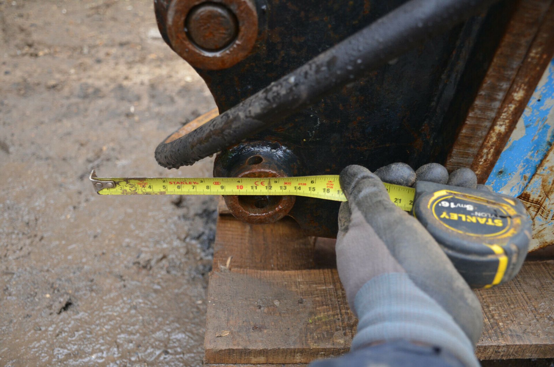 Abiljo Hydraulic hammer/breaker for excavator digg - Image 5 of 9