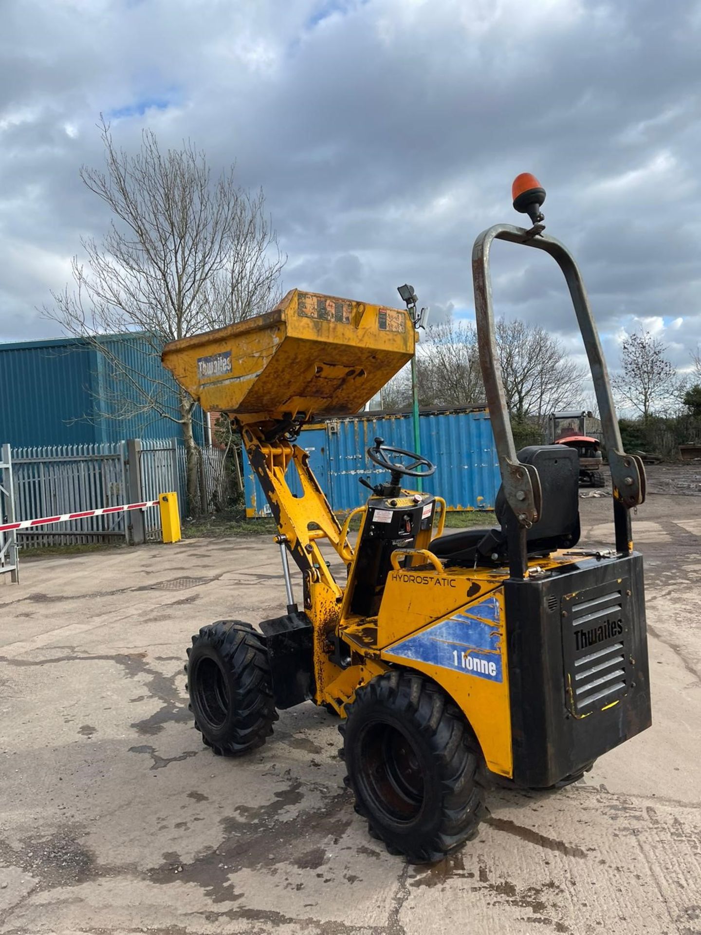 Thwaites 1 tonne high tip dumper 2005 - Image 3 of 5