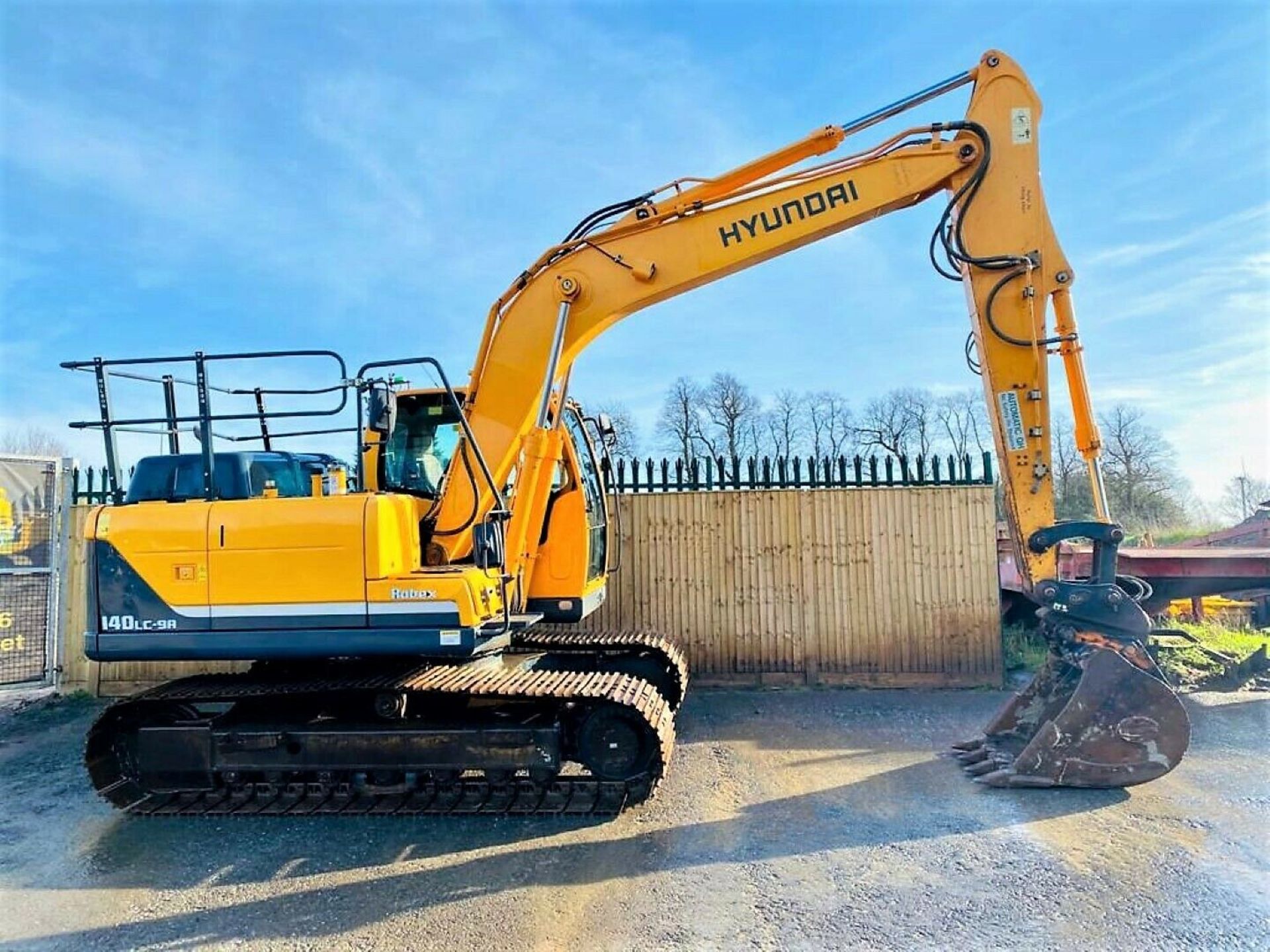 Hyundai R140 LC-9A Excavator / Digger - Image 2 of 10