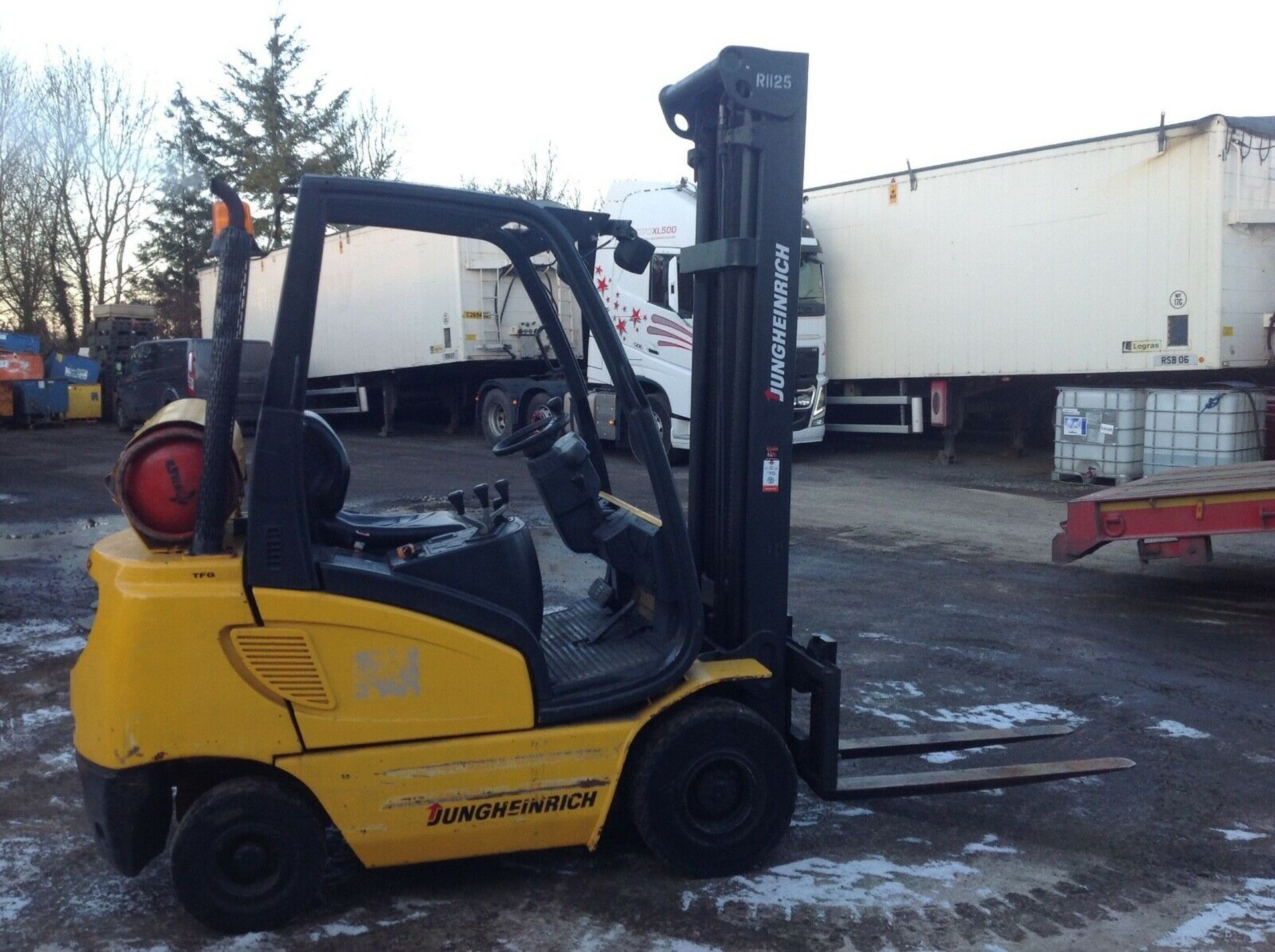 Jungheinrich 2ton gas forklift - Image 3 of 5