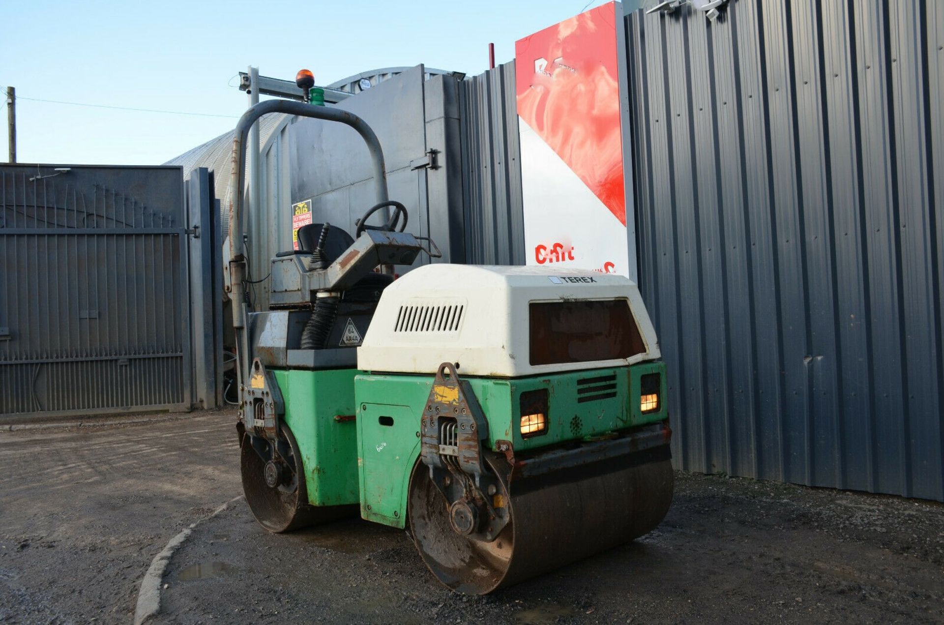 Terex TV1200 2.7t Double drum vibrating roller - Image 4 of 12