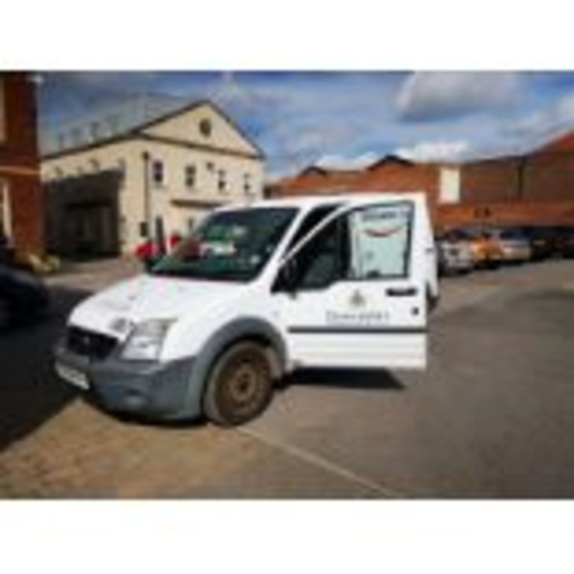 ENTRY DIRECT FROM LOCAL AUTHORITY Ford Transit Connect 75 T200 - Image 3 of 27
