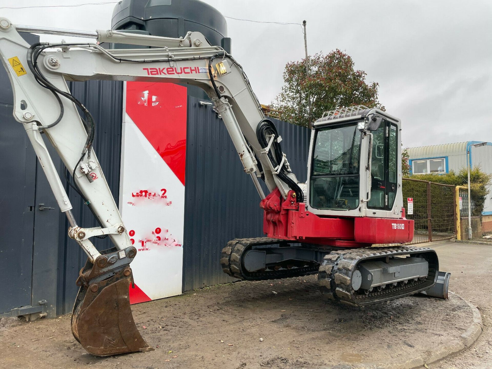 Takeuchi mini excavator/digger 8T