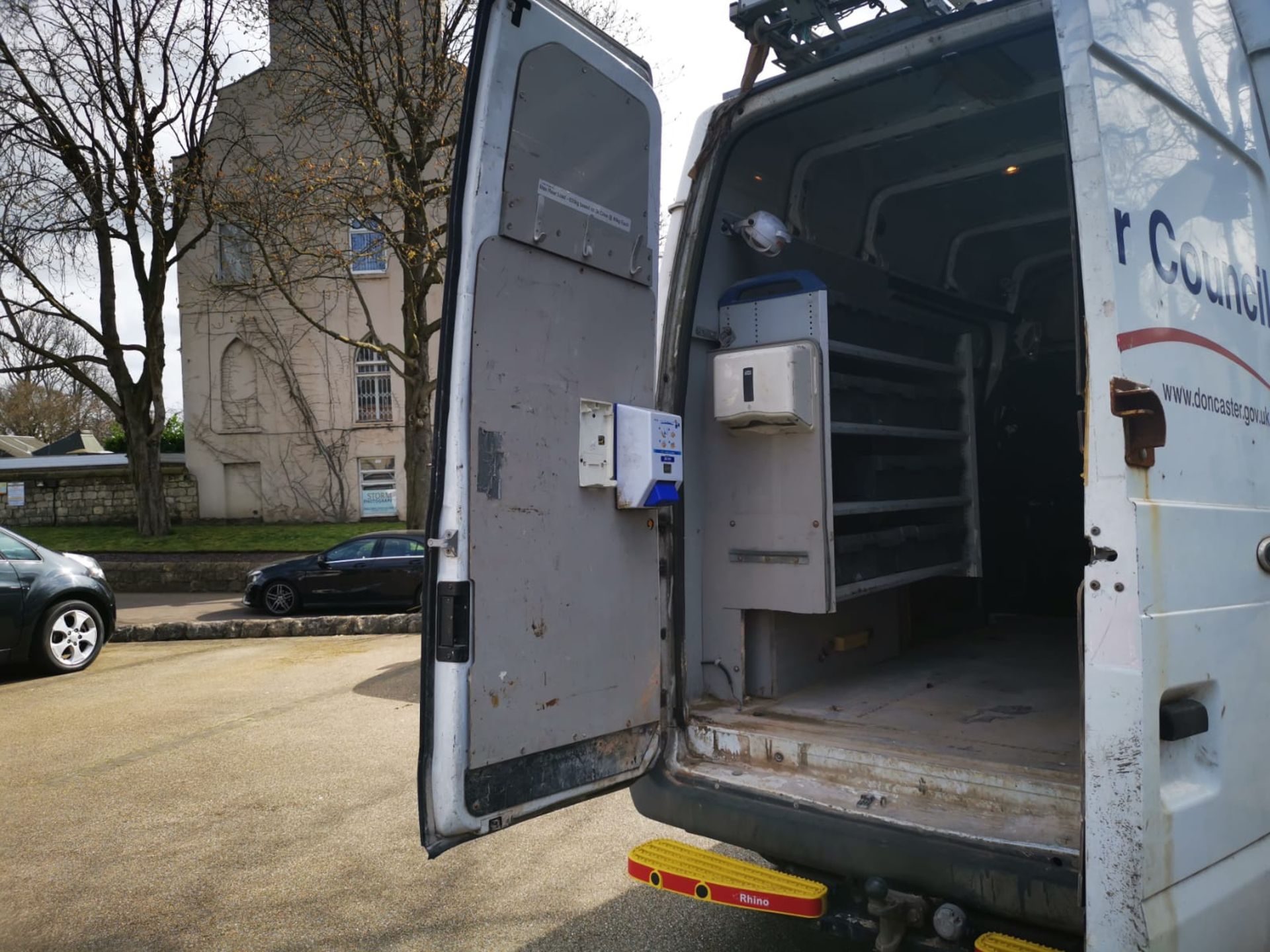 ENTRY DIRECT FROM LOCAL AUTHORITY Ford Transit 100 T350M RWD - Image 16 of 28