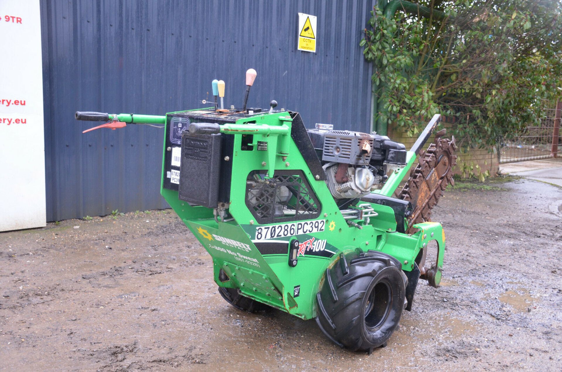 Vermeer RTX100 walk behind/pedestrian trencher - Image 3 of 9