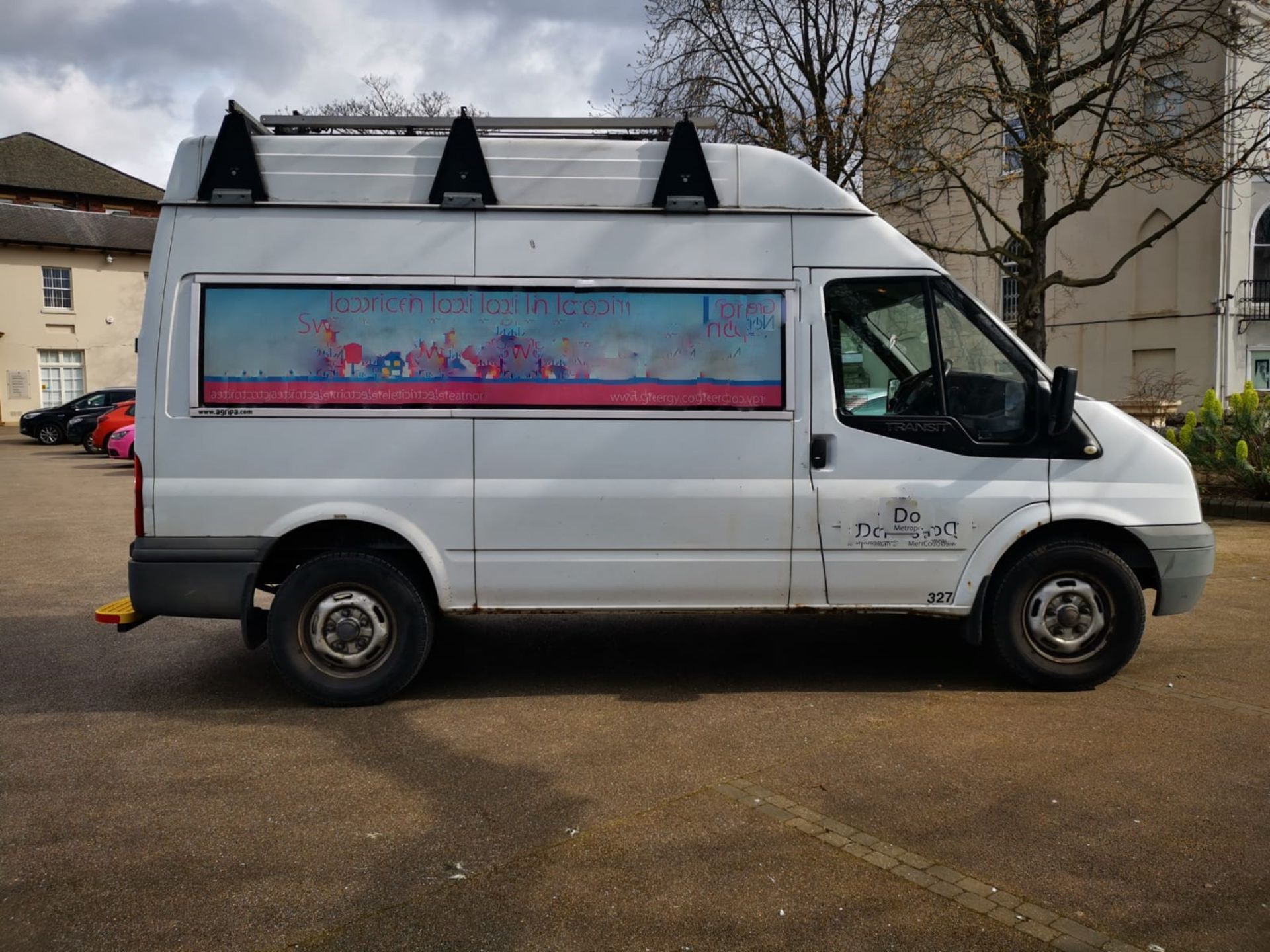 ENTRY DIRECT FROM LOCAL AUTHORITY Ford Transit 100 - Image 5 of 26