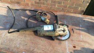 Makita GA9020 Angle Grinder NO RESERVE