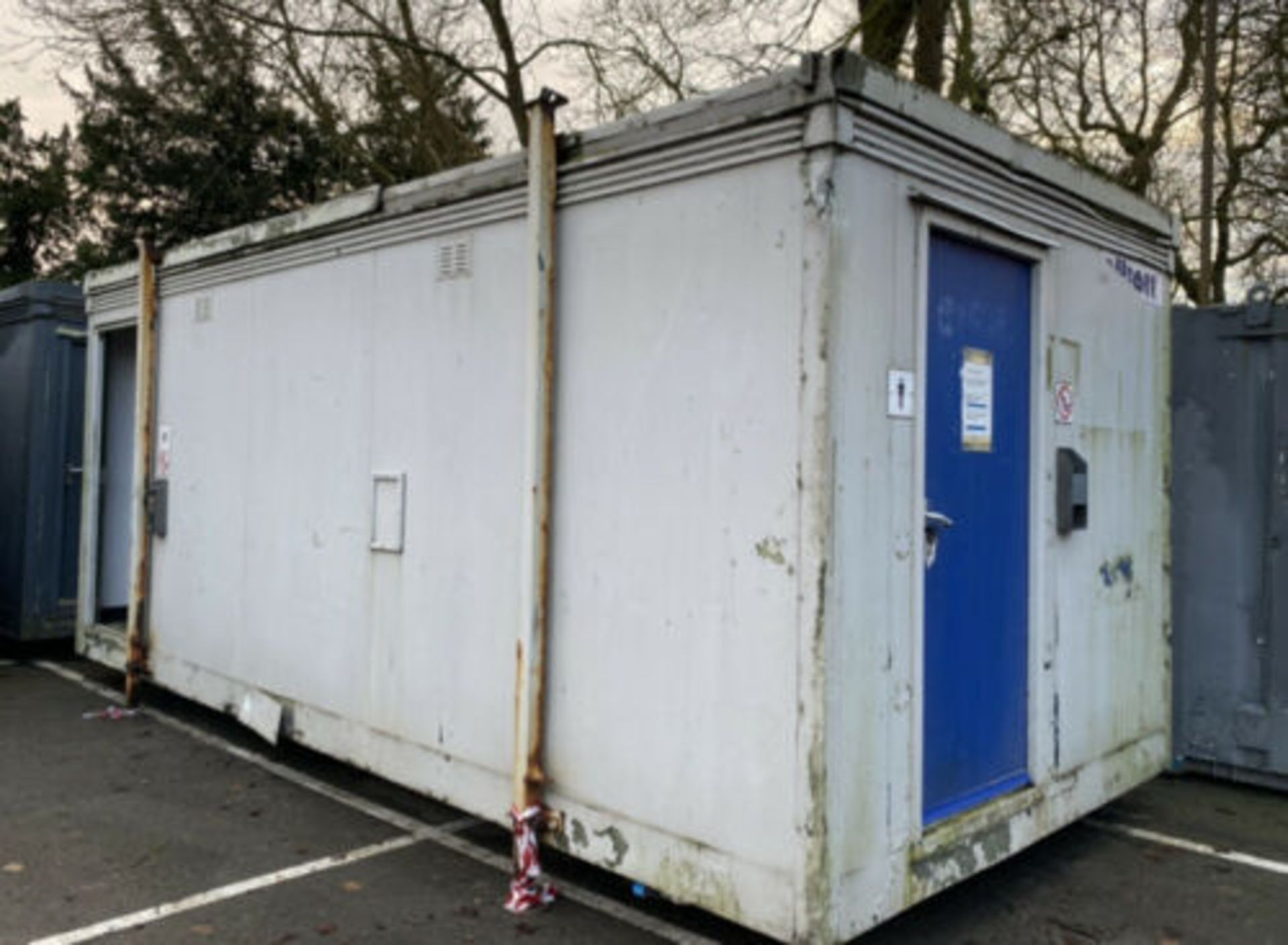 20ft 3 + 2 Male & Female Toilet Block Site Cabin