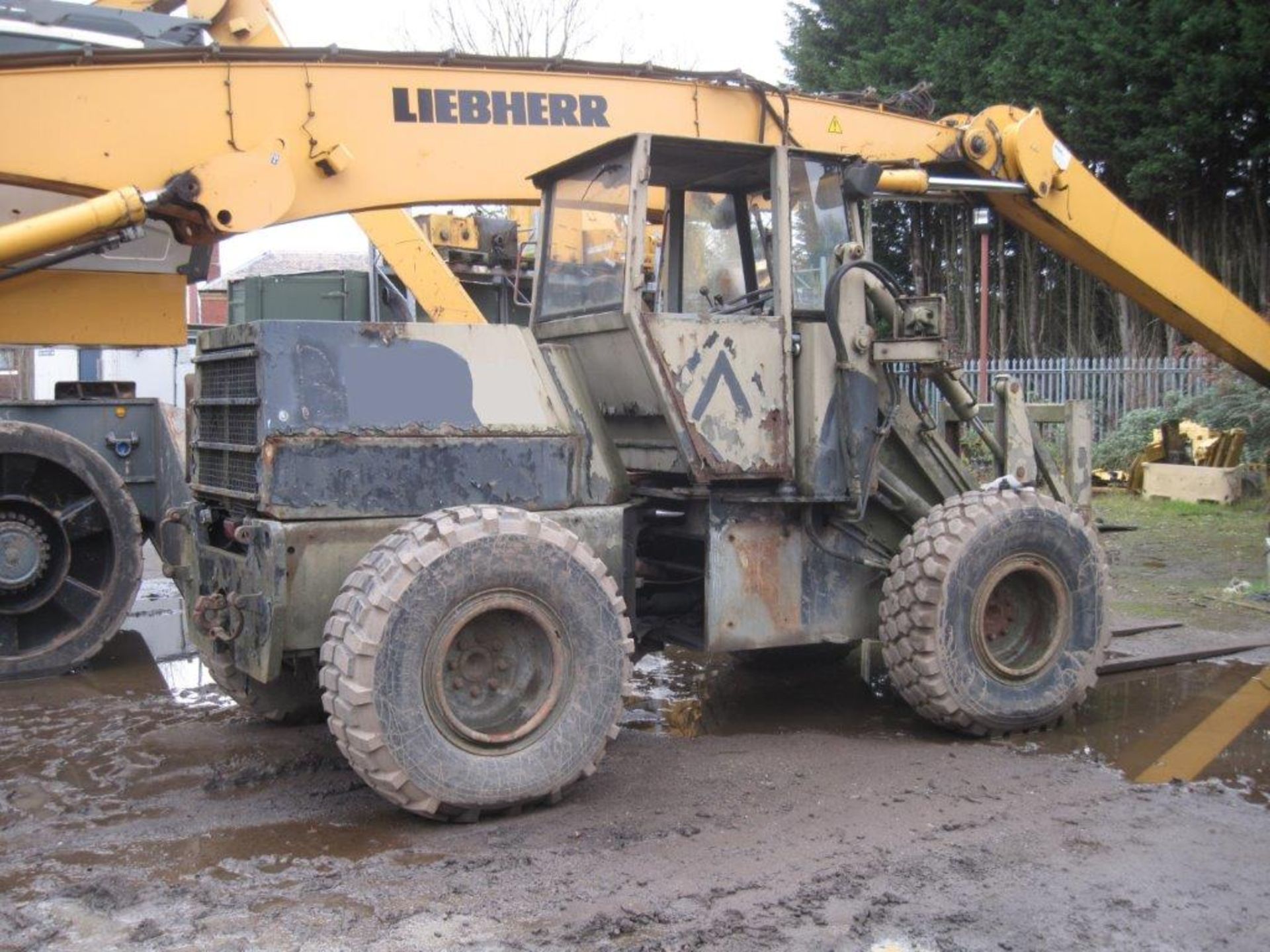 JCB 410M Ex Army Forklift - Image 2 of 2