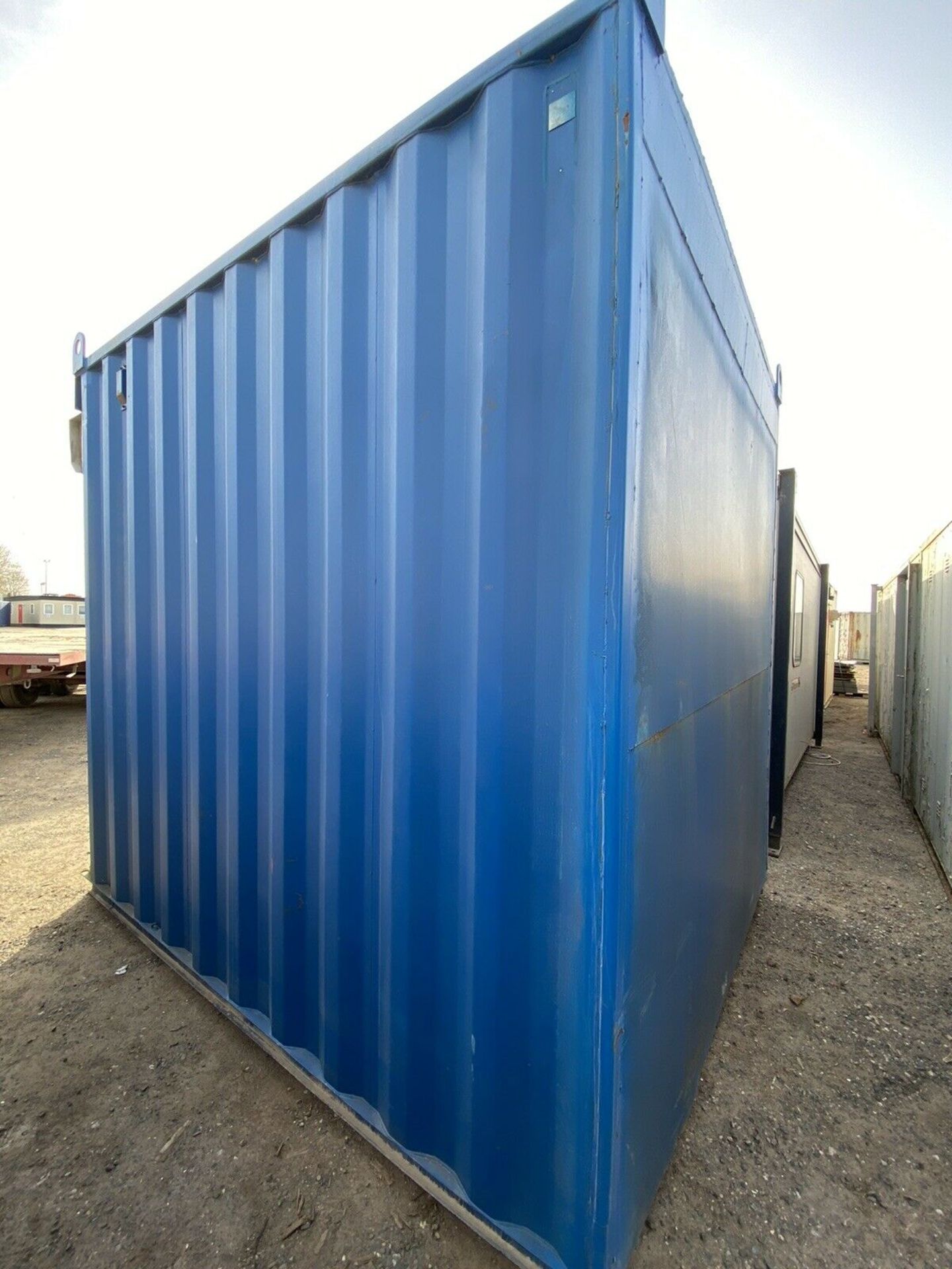 10ft High Cube Storage Container With Roller Shutt - Image 7 of 10